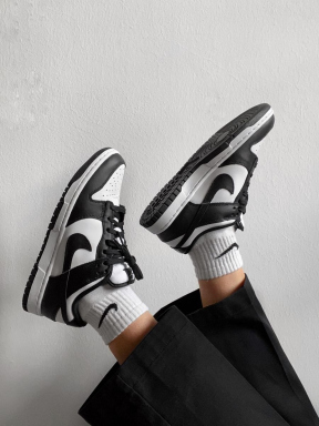 Повседневные кроссовки