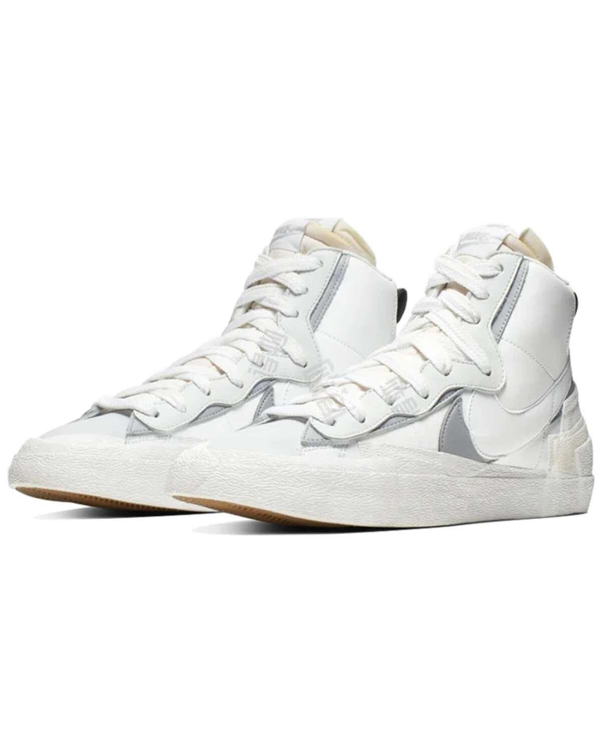 Nike Sacai x Blazer unisex кроссовки серо-белые картинка