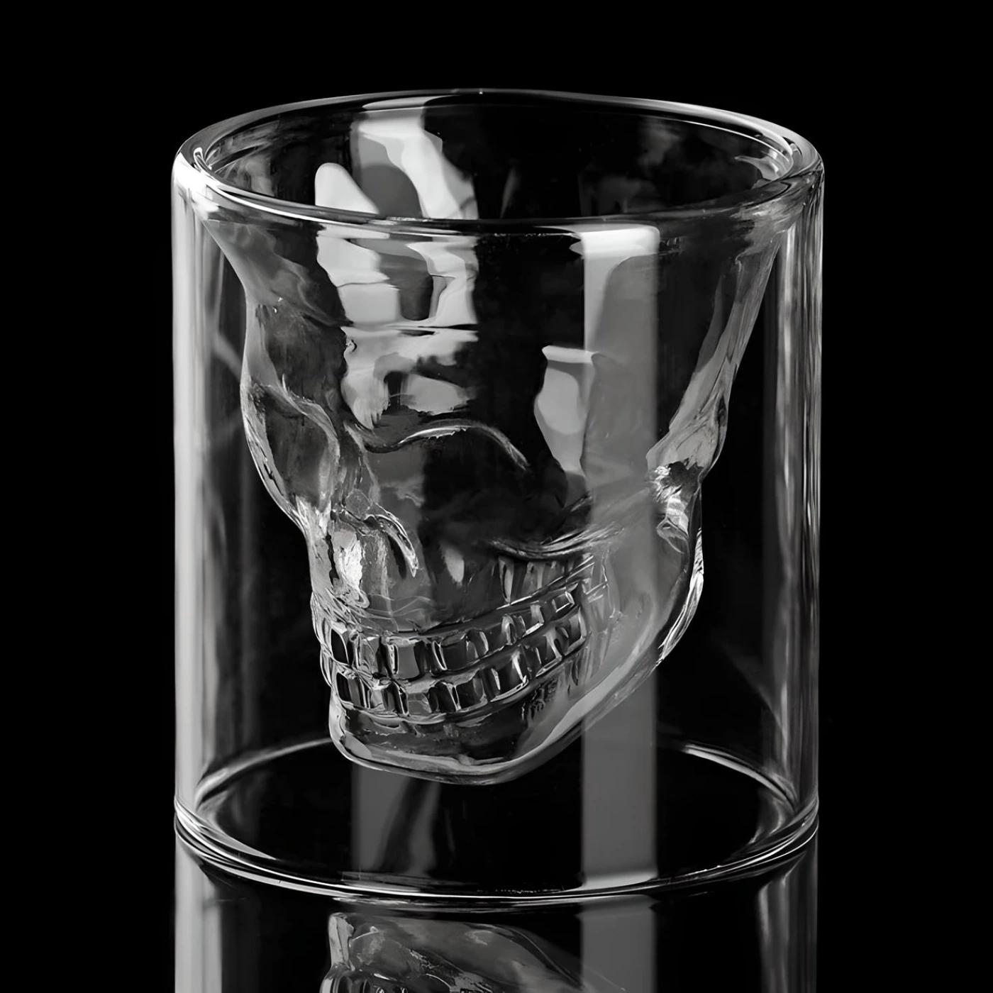 Стакан в виде черепа картинка