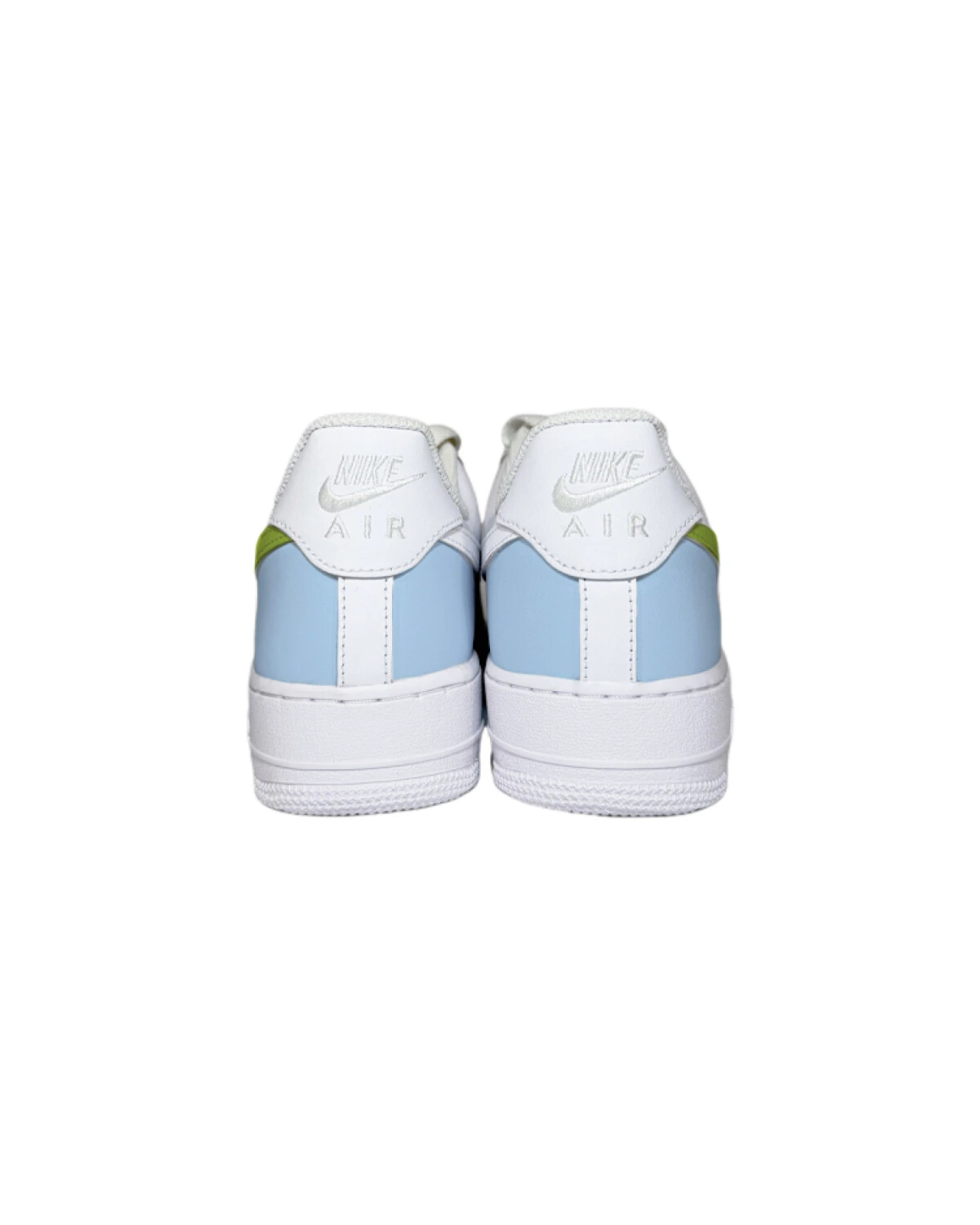 Nike Air Force 1 07 мужские кроссовки бело-голубые с зеленым картинка