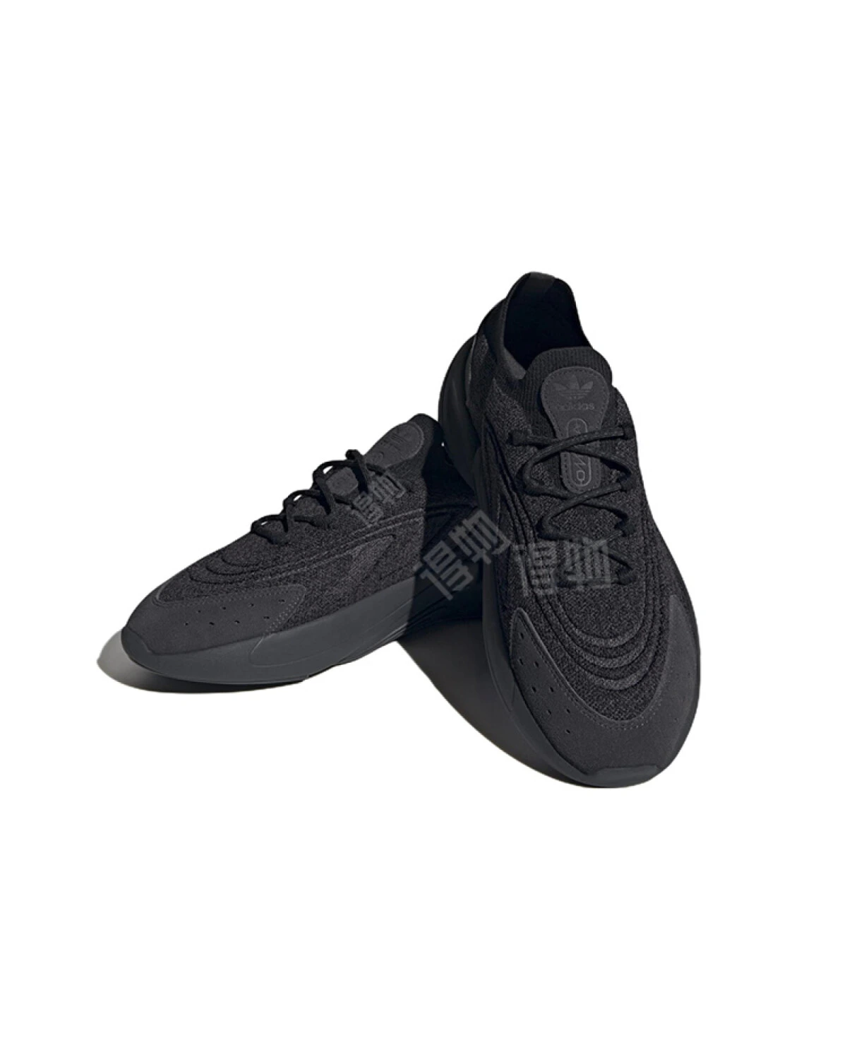 Adidas Originals Ozelia унисекс кроссовки черные из сетки и замши картинка