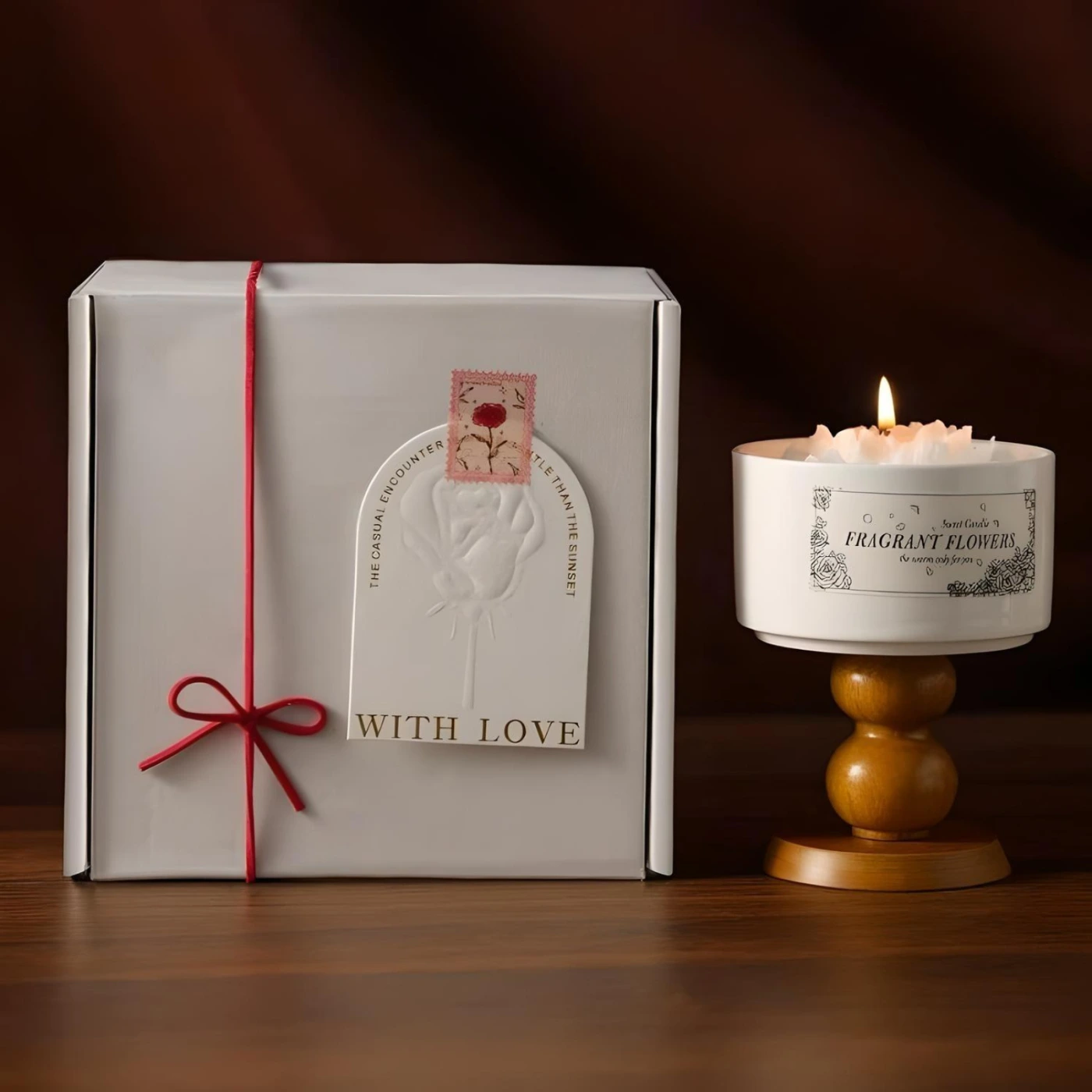 Ароматическая свеча в виде розы картинка