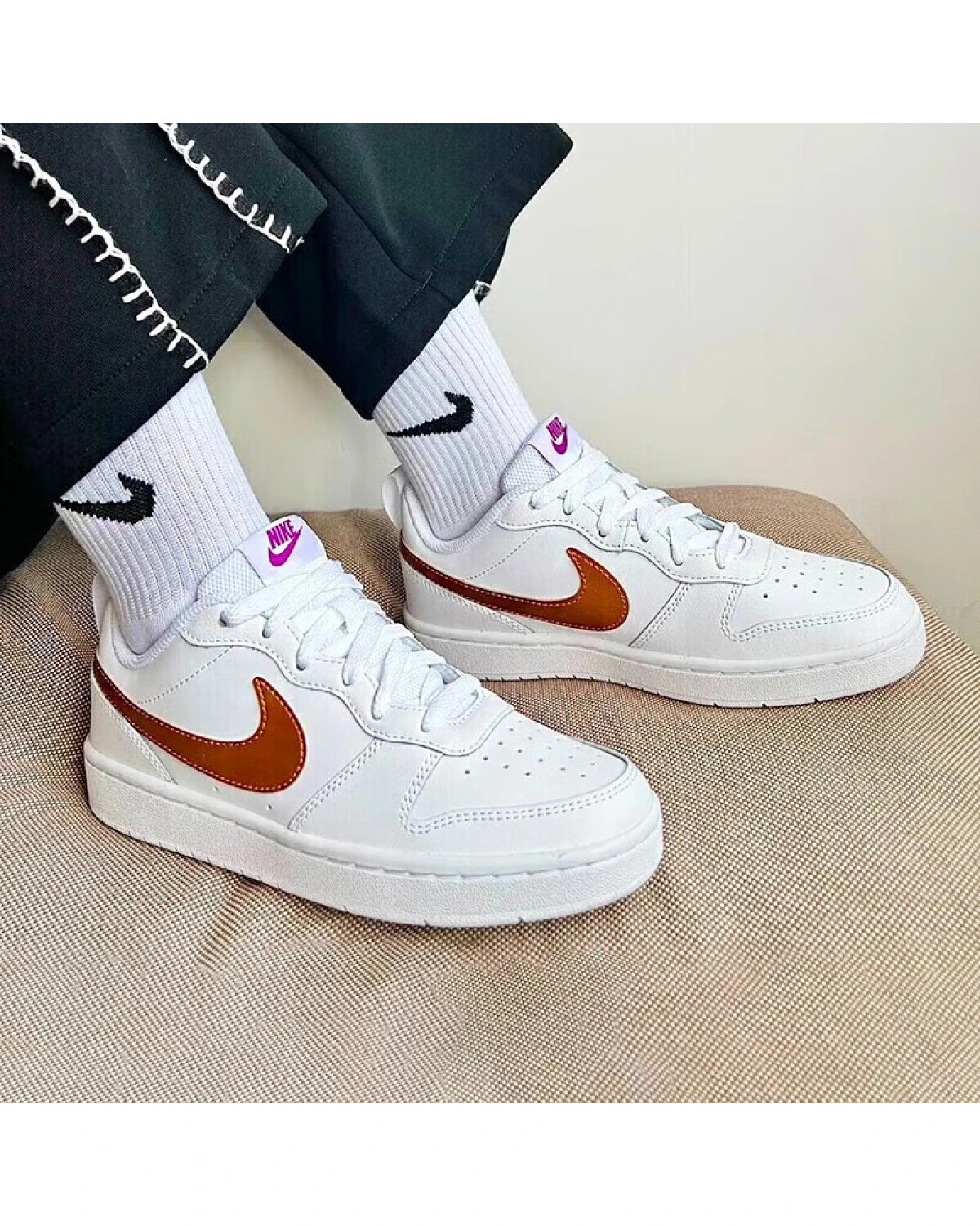 Nike Court Borough 2 детские кеды белые повседневные комфортные картинка