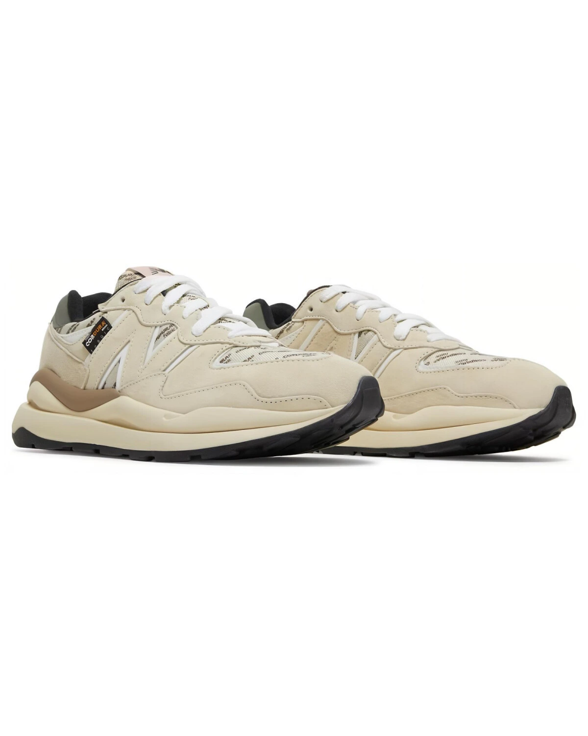 New Balance 5740 унисекс кроссовки из замши и текстиля бежевые картинка
