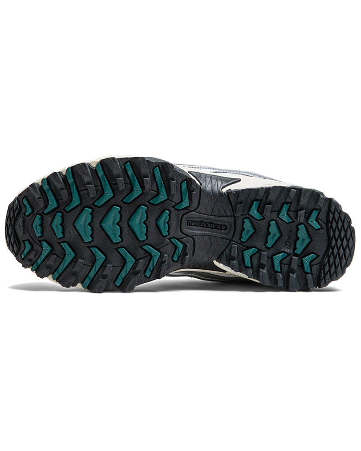 New Balance ML610 унисекс кроссовки серебристо-белые из текстиля и искусственной кожи картинка