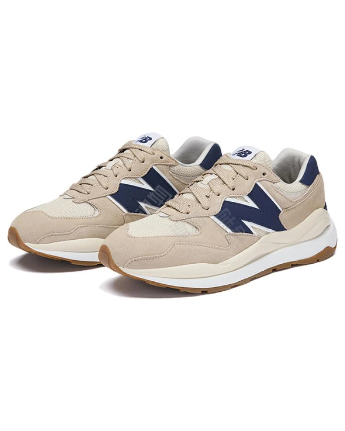 New Balance 5740 unisex кроссовки из ткани и нубука бежевые картинка