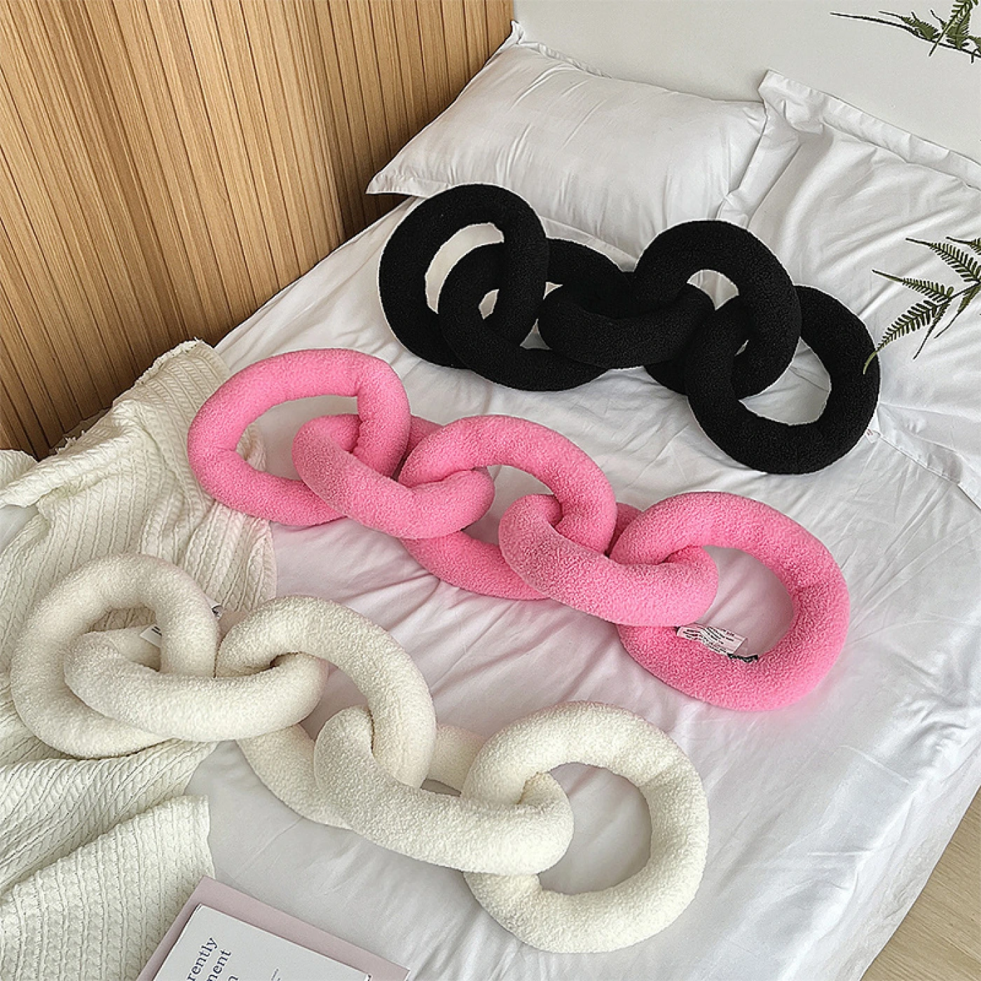 Декоративная подушка-цепь (Белый) картинка