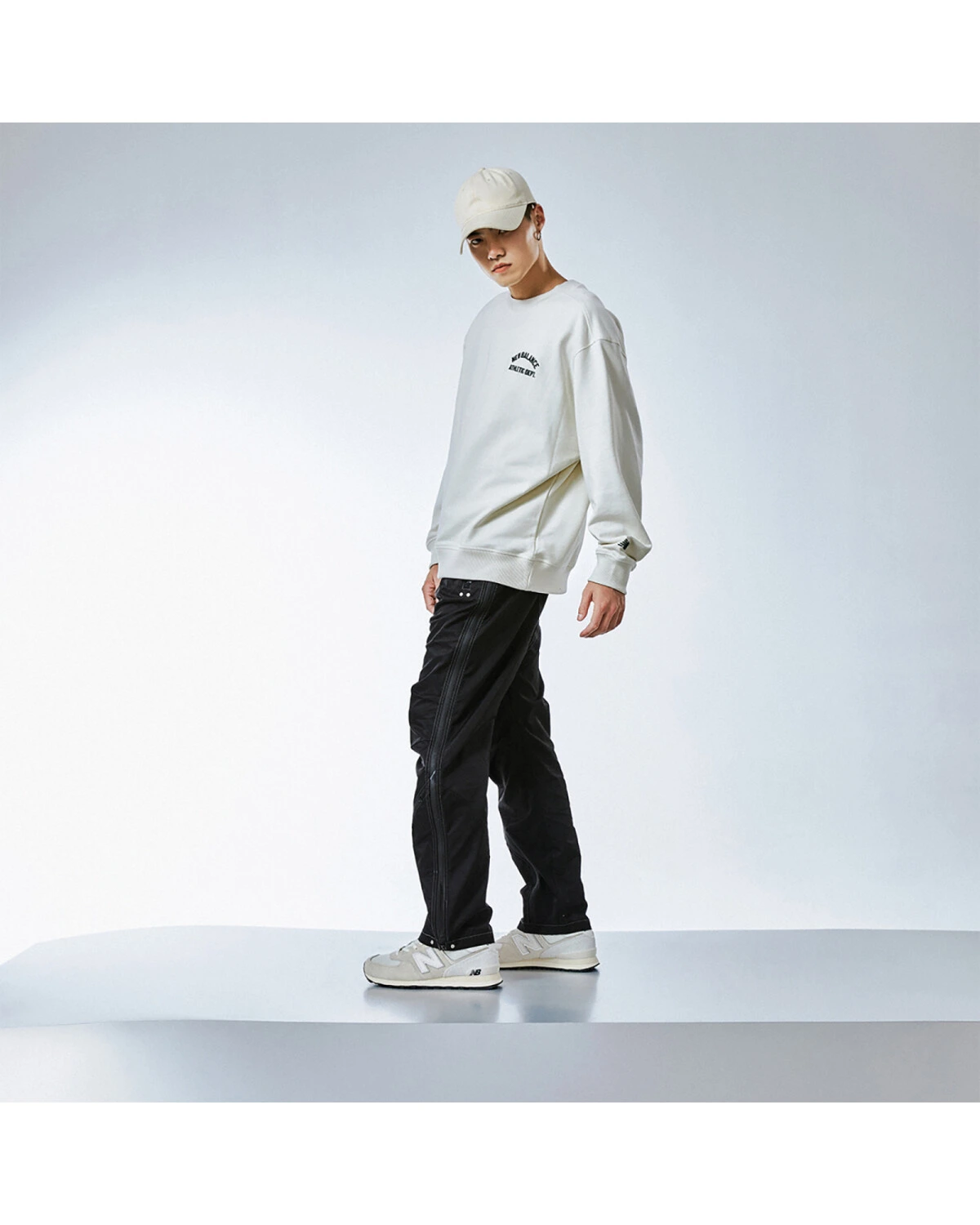 New Balance 574 унисекс кроссовки повседневные серо-белые картинка