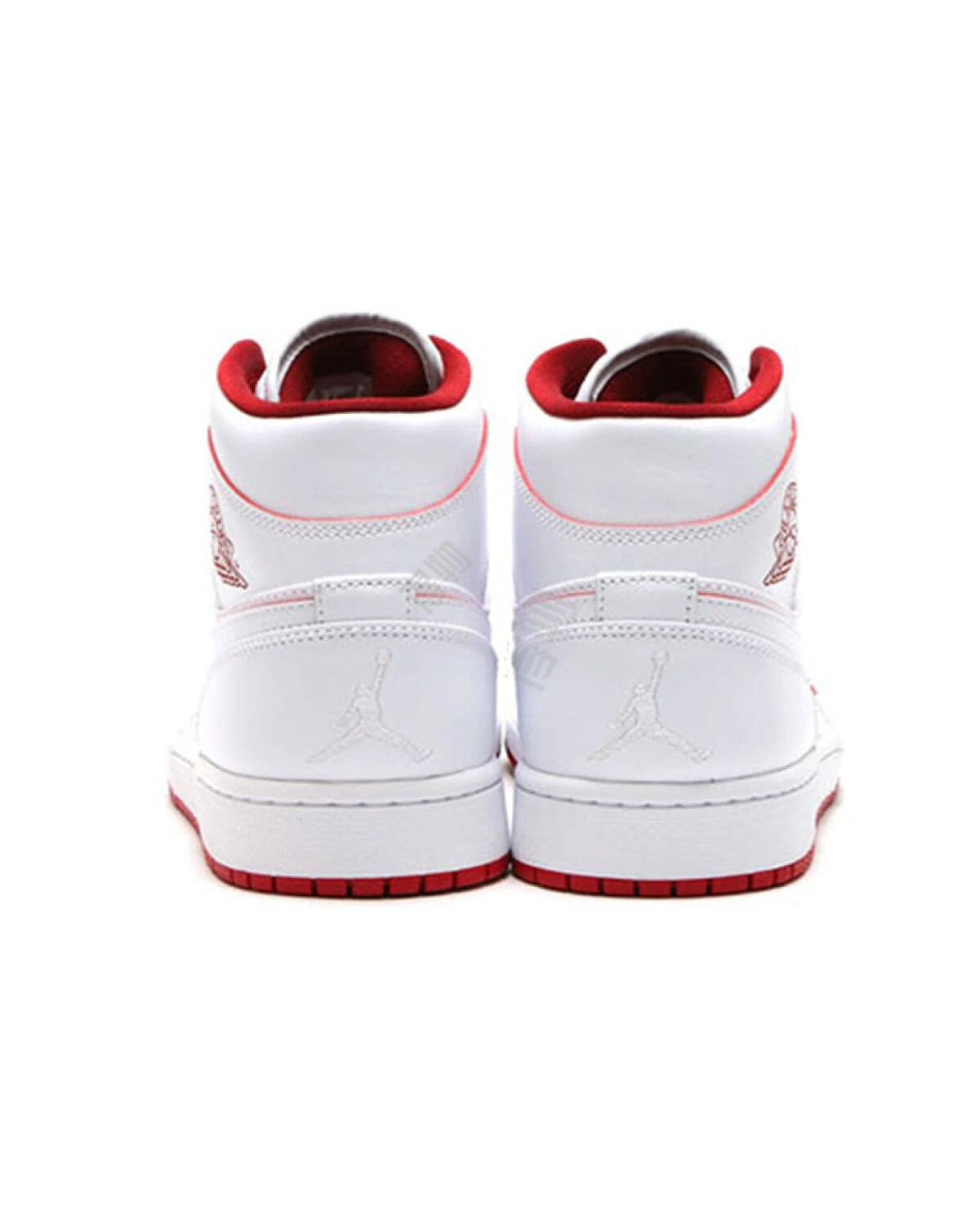 Jordan Air Jordan 1 Retro Mid мужские кроссовки белые с красными вставками картинка