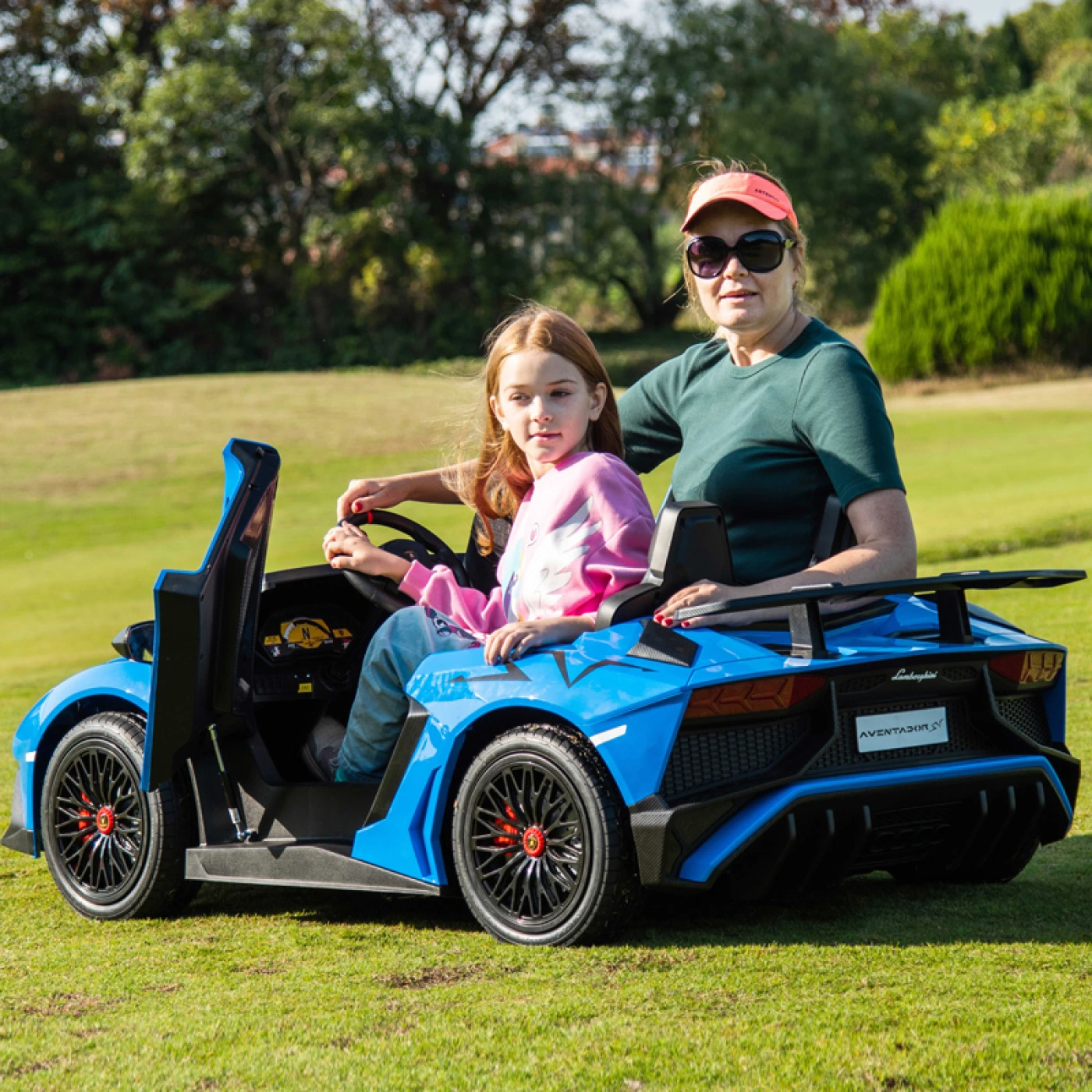 Двухместный детский электроавтомобиль Lamborghini картинка