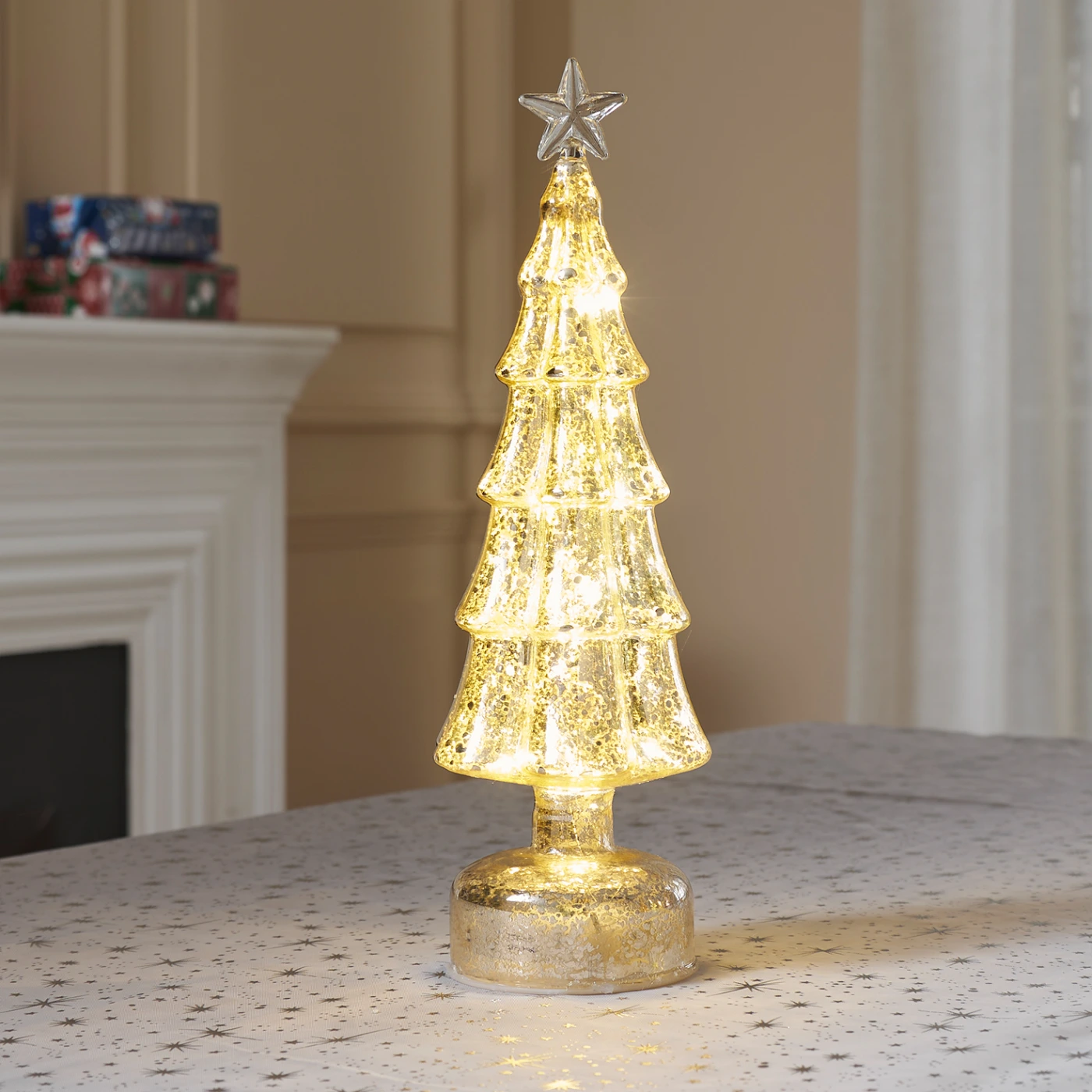 Светящаяся новогодняя ёлка из стекла картинка