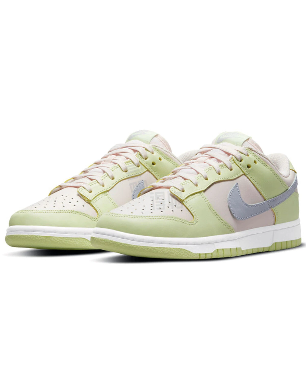Nike Dunk "Lime Ice" женские кроссовки из кожи зеленые картинка