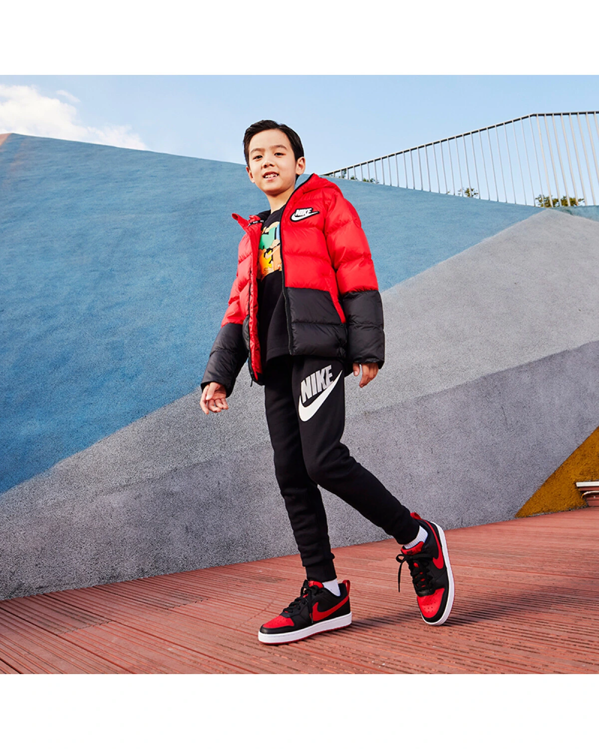Nike Court Borough Low 2 детские кеды кожаные черно-красные картинка