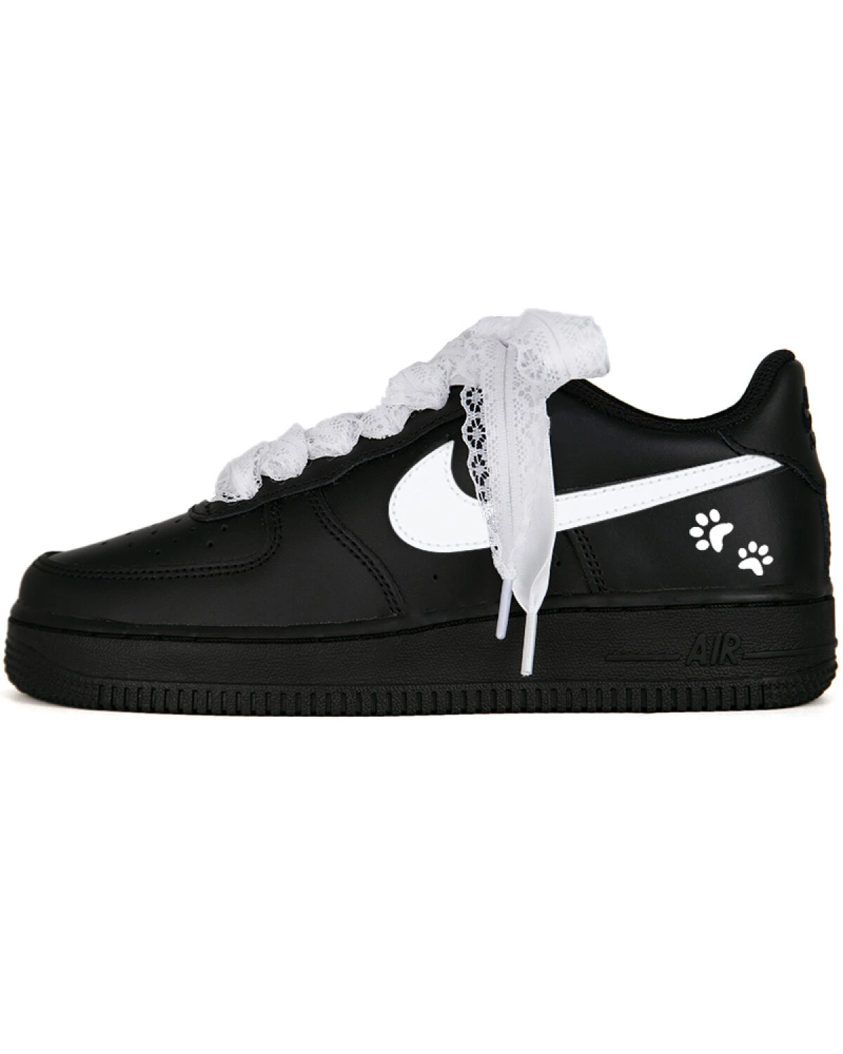 Nike Air Force 1 унисекс кроссовки черно-белые с кружевными шнурками картинка