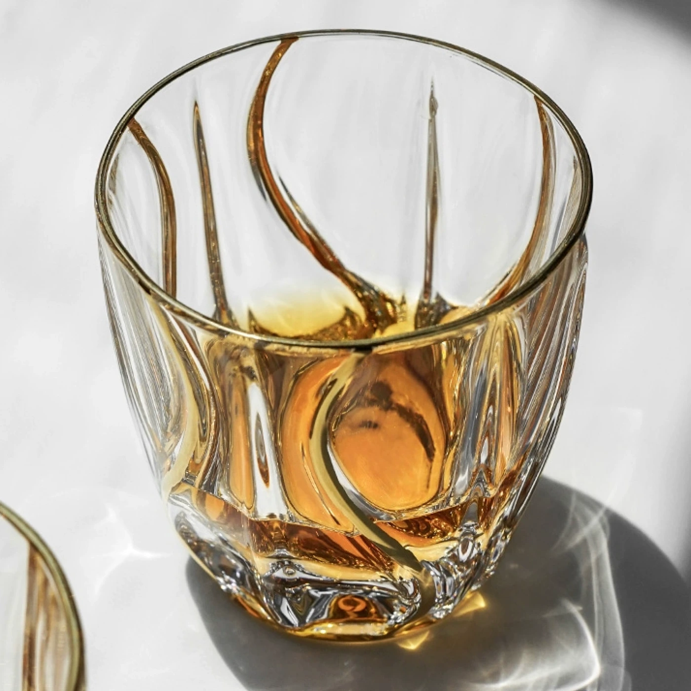 Бокал хрустальный Bohemia картинка