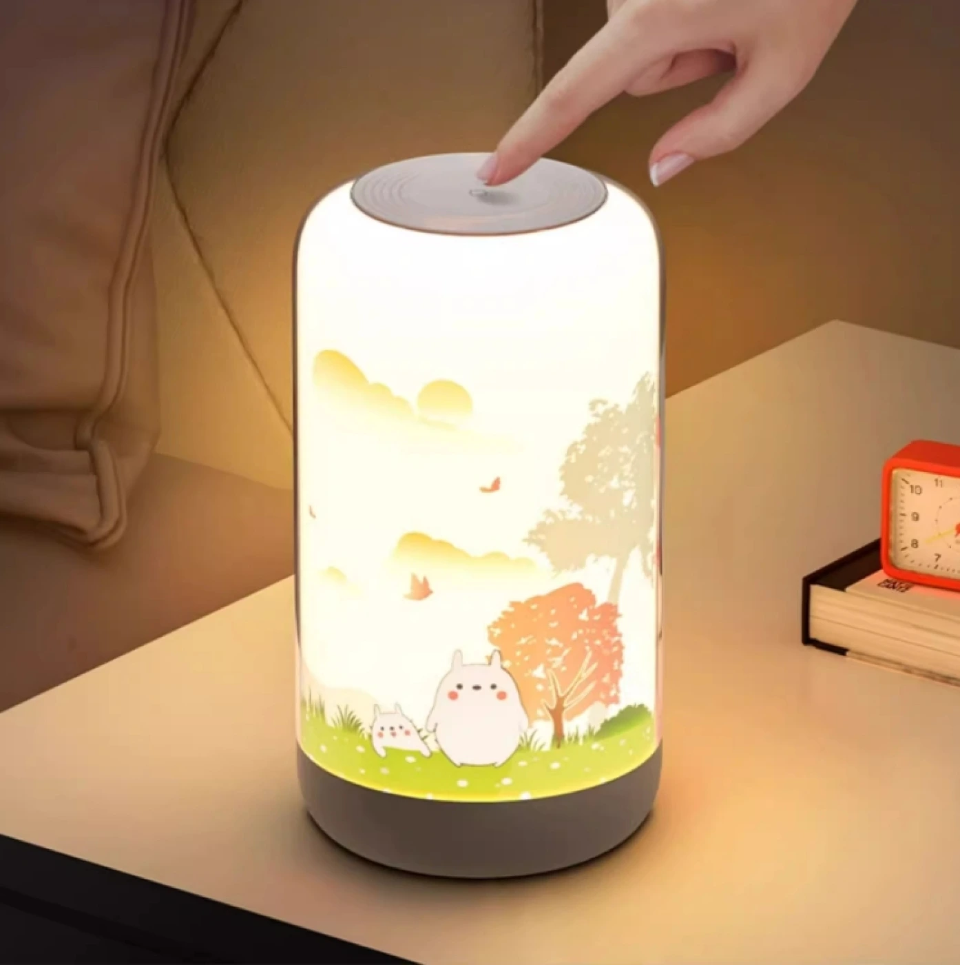 Ночник трехцветный с зайчиками картинка