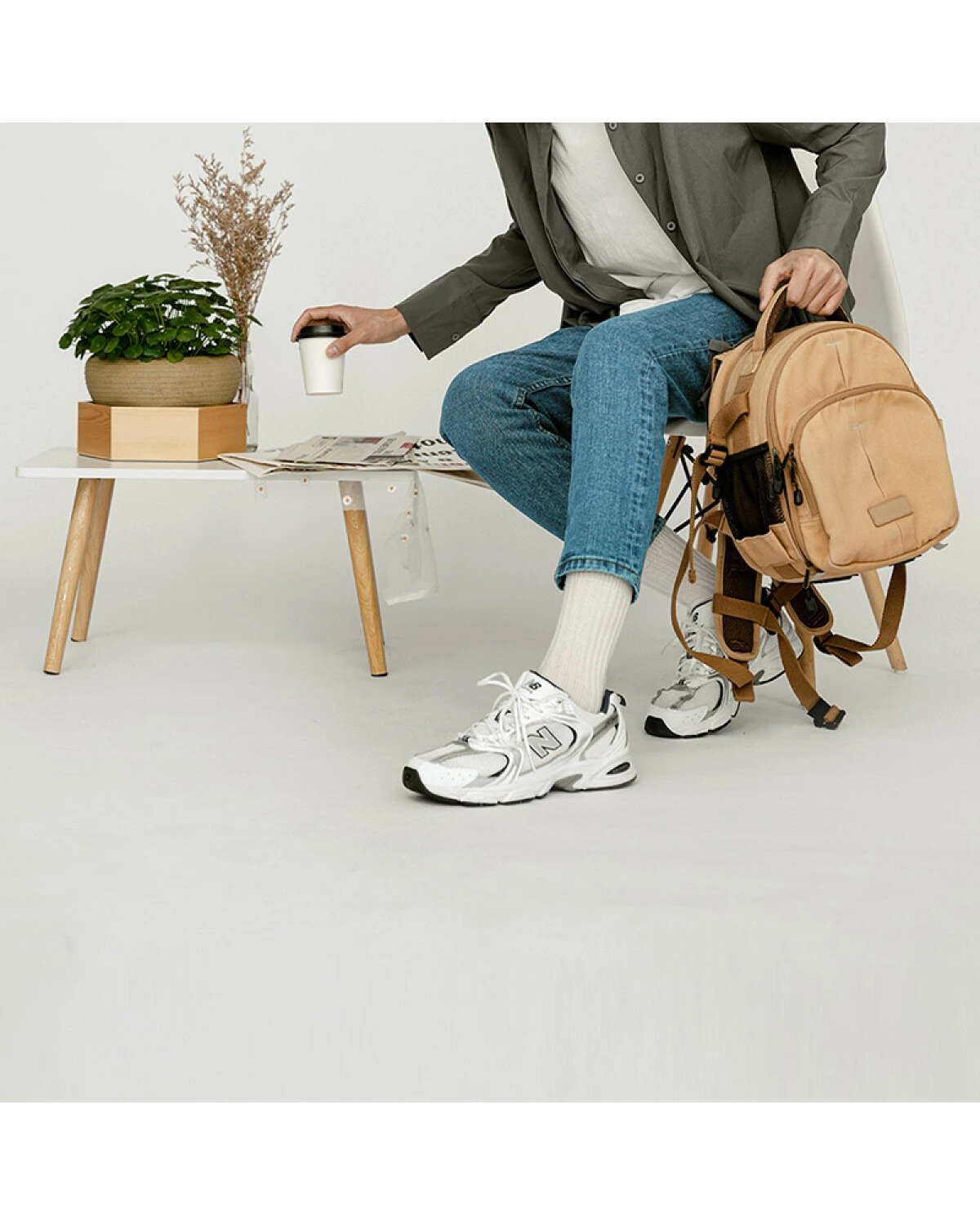 New Balance 530 unisex кроссовки белые с серебристыми вставками картинка