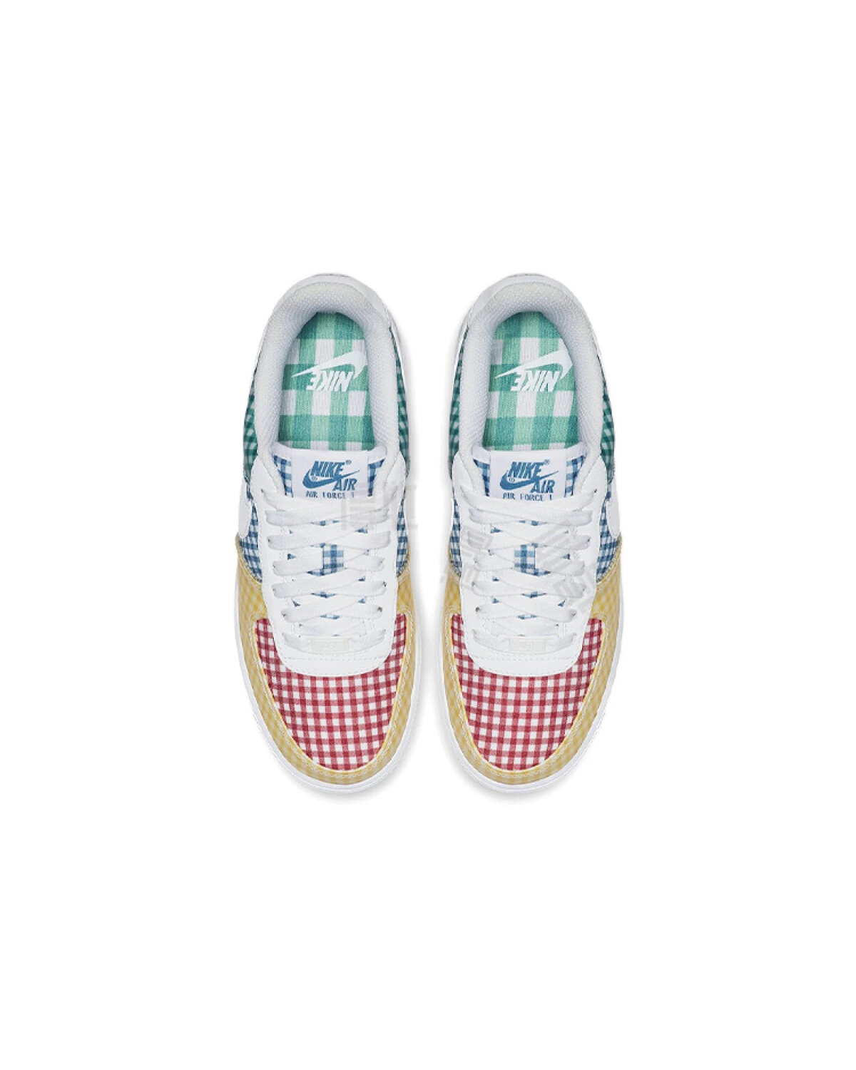 Nike Air Force 1 07 QS женские кроссовки с четырёхцветной клетчатой вставкой картинка