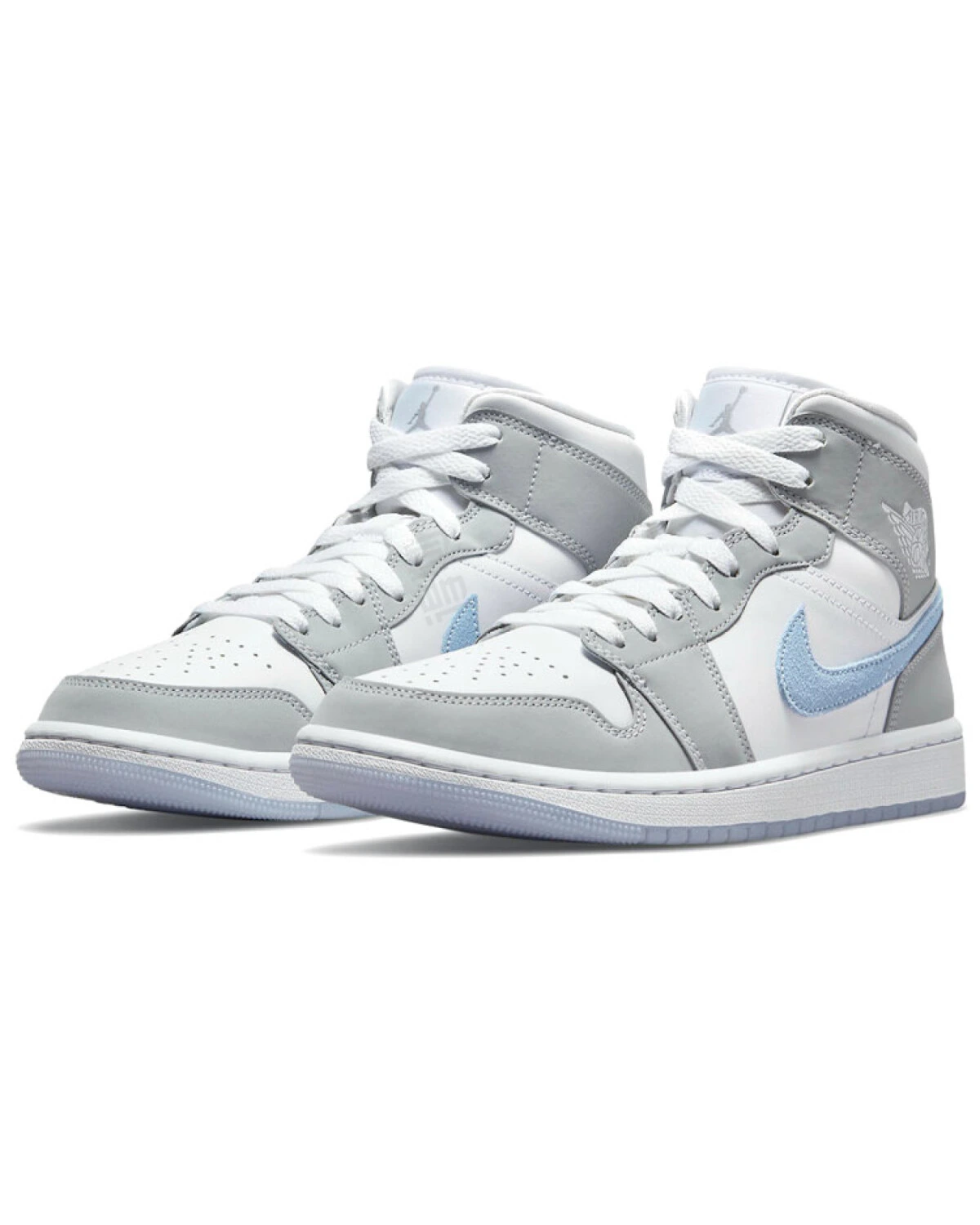 Jordan Air Jordan 1 Mid "Wolf Grey" женские кроссовки бело-серо-голубые картинка