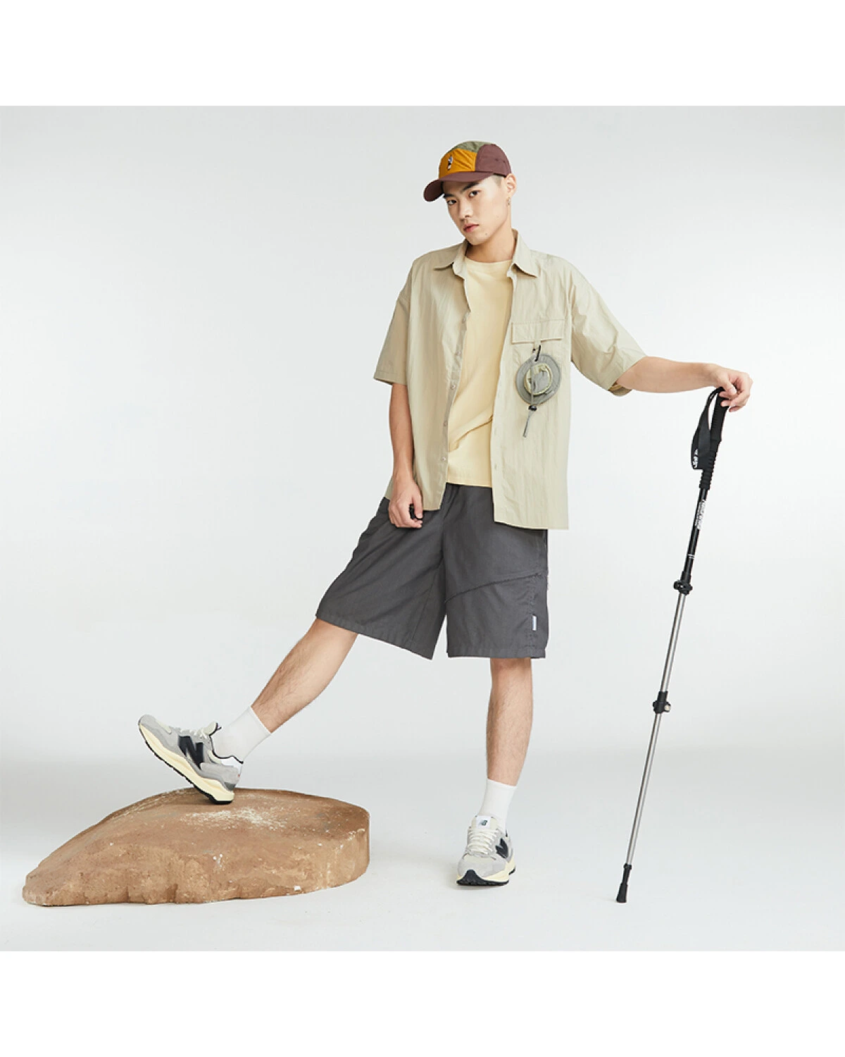 New Balance 5740 unisex кроссовки тканевые дышащие серо-белые картинка