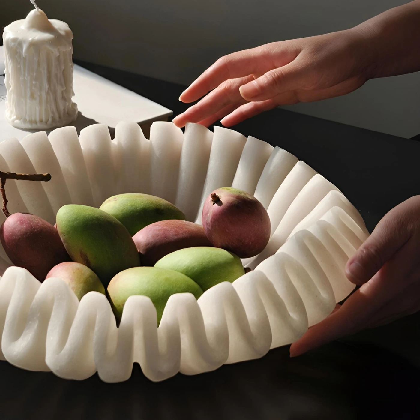 Декоративная тарелка-подставка для фруктов и сервировки (белый) картинка