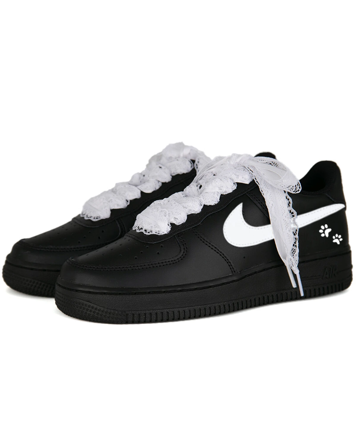 Nike Air Force 1 унисекс кроссовки черно-белые с кружевными шнурками картинка