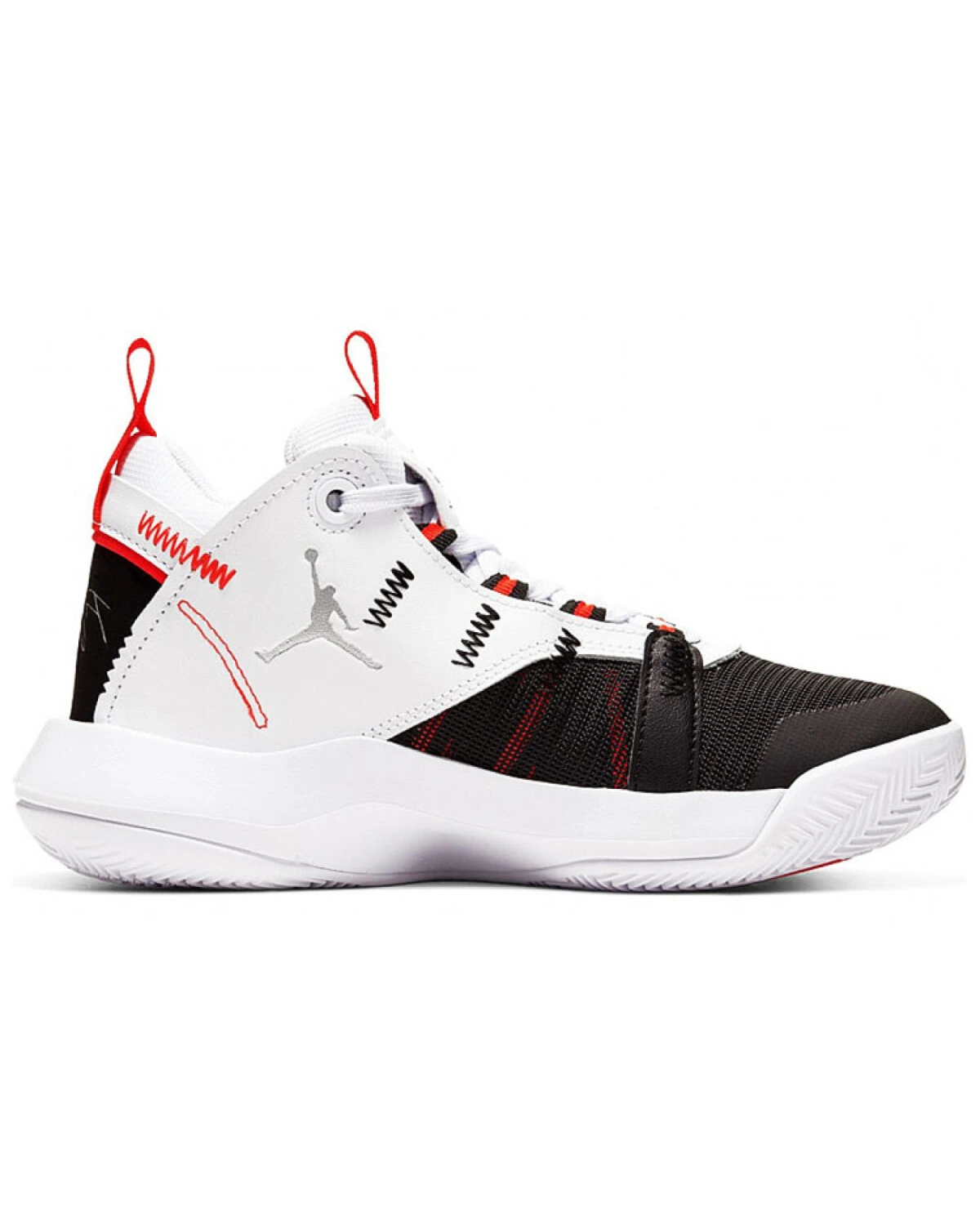 Jordan Jumpman 2020 детские баскетбольные кроссовки мид-топ бело-чёрные с красными акцентами картинка