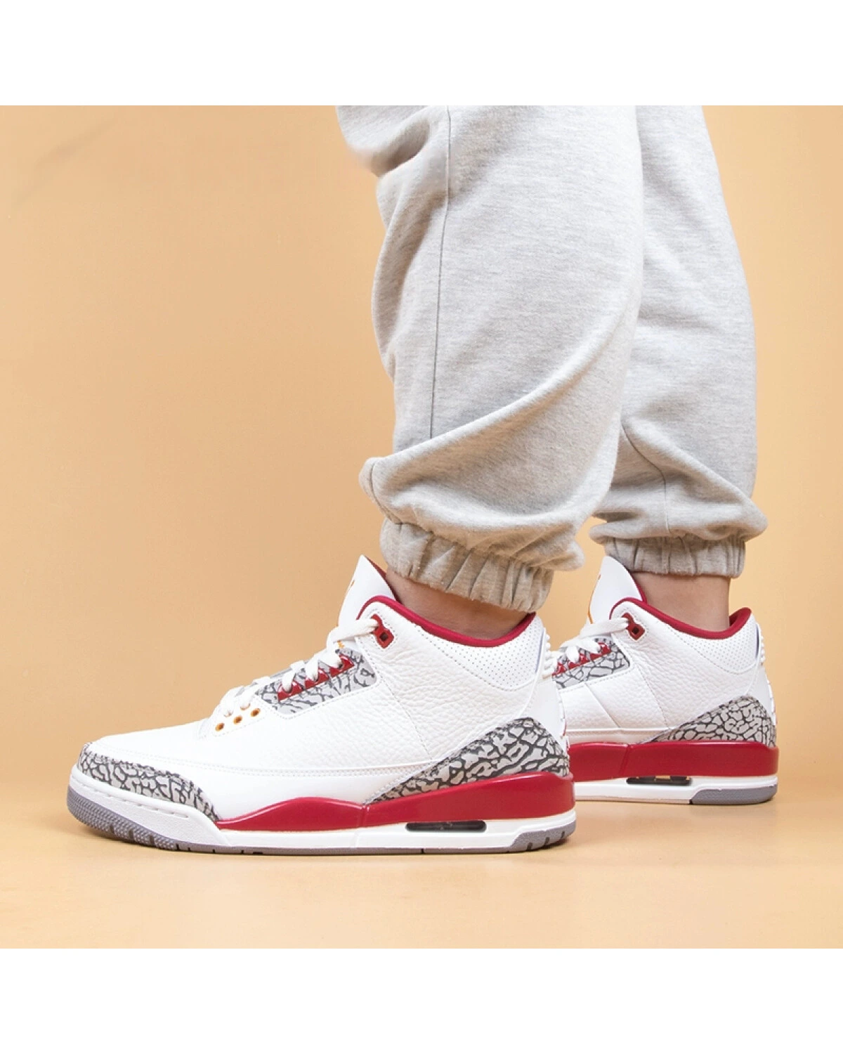 Jordan Air Jordan 3 Retro "Cardinal Red" детские кроссовки для баскетбола бело-вишнёвые картинка