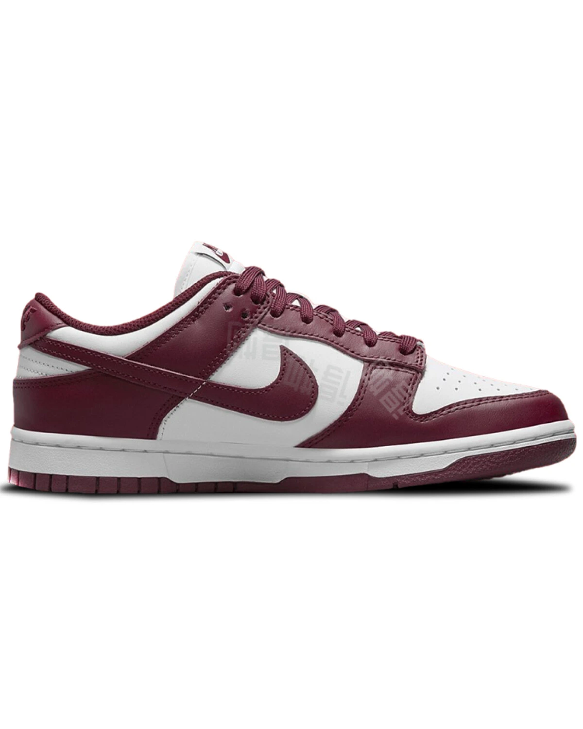 Nike Dunk женские кроссовки из натуральной кожи бордово-белые картинка