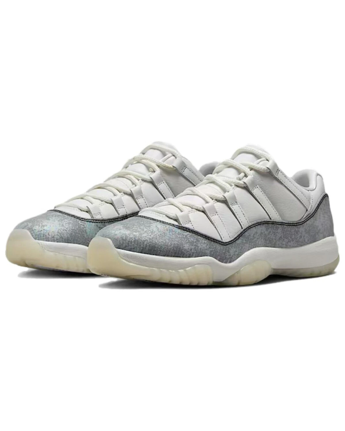 Jordan Air Jordan 11 кроссовки белые с фиолетово-черными деталями картинка
