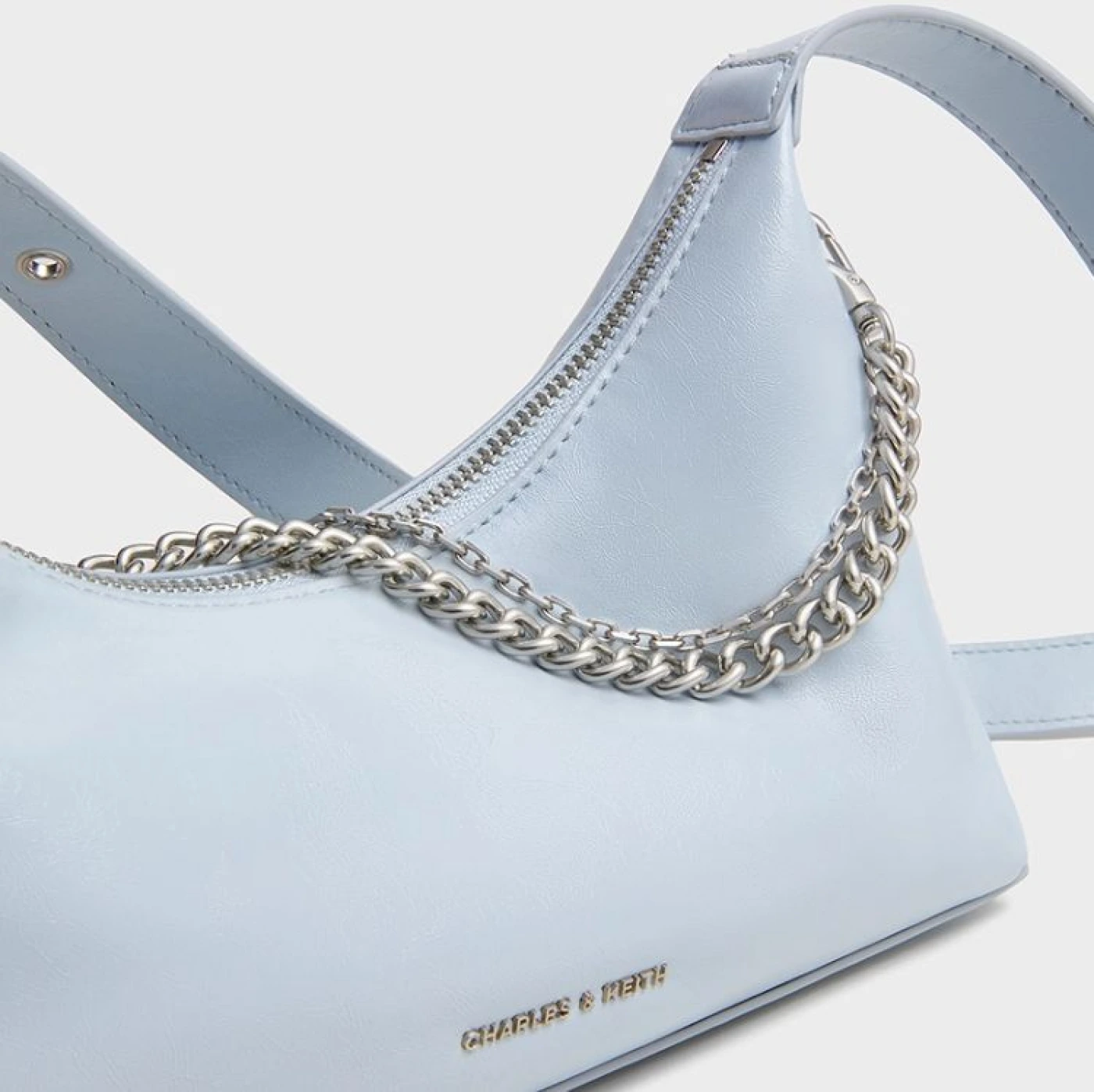 Стильная классическая сумка CHARLES&KEITH картинка