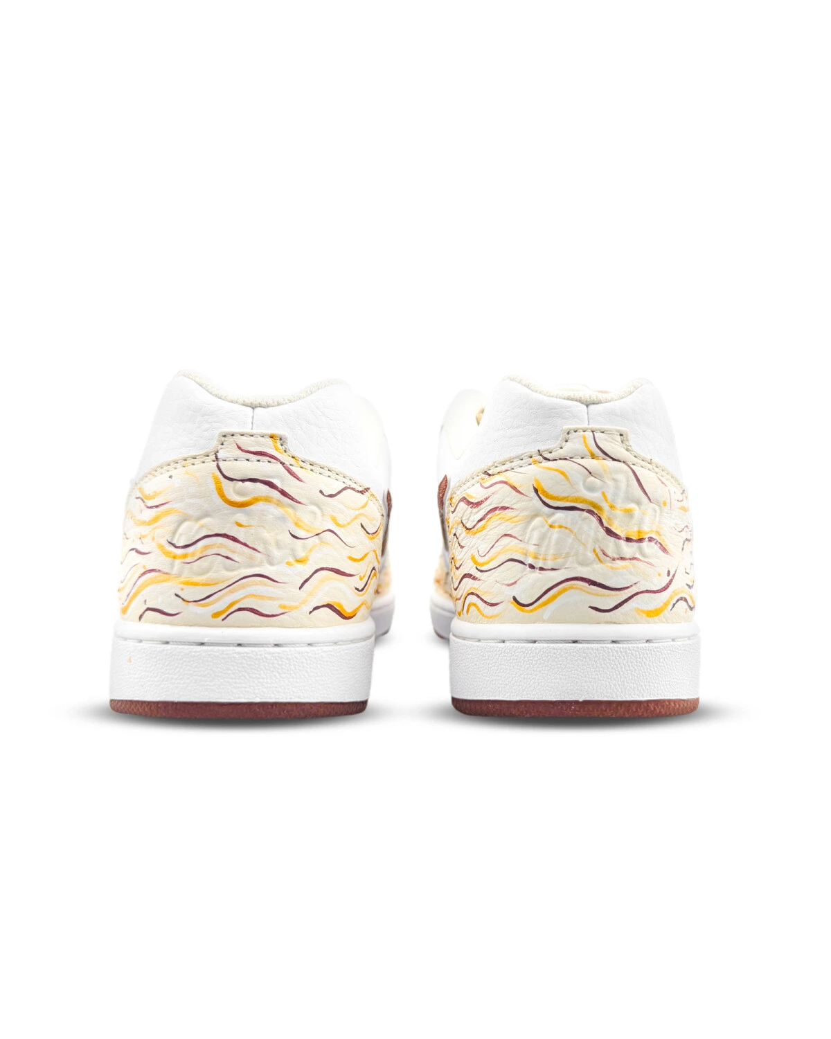 Nike EBERNON мужские кроссовки белые с золотыми деталями и ручной росписью картинка