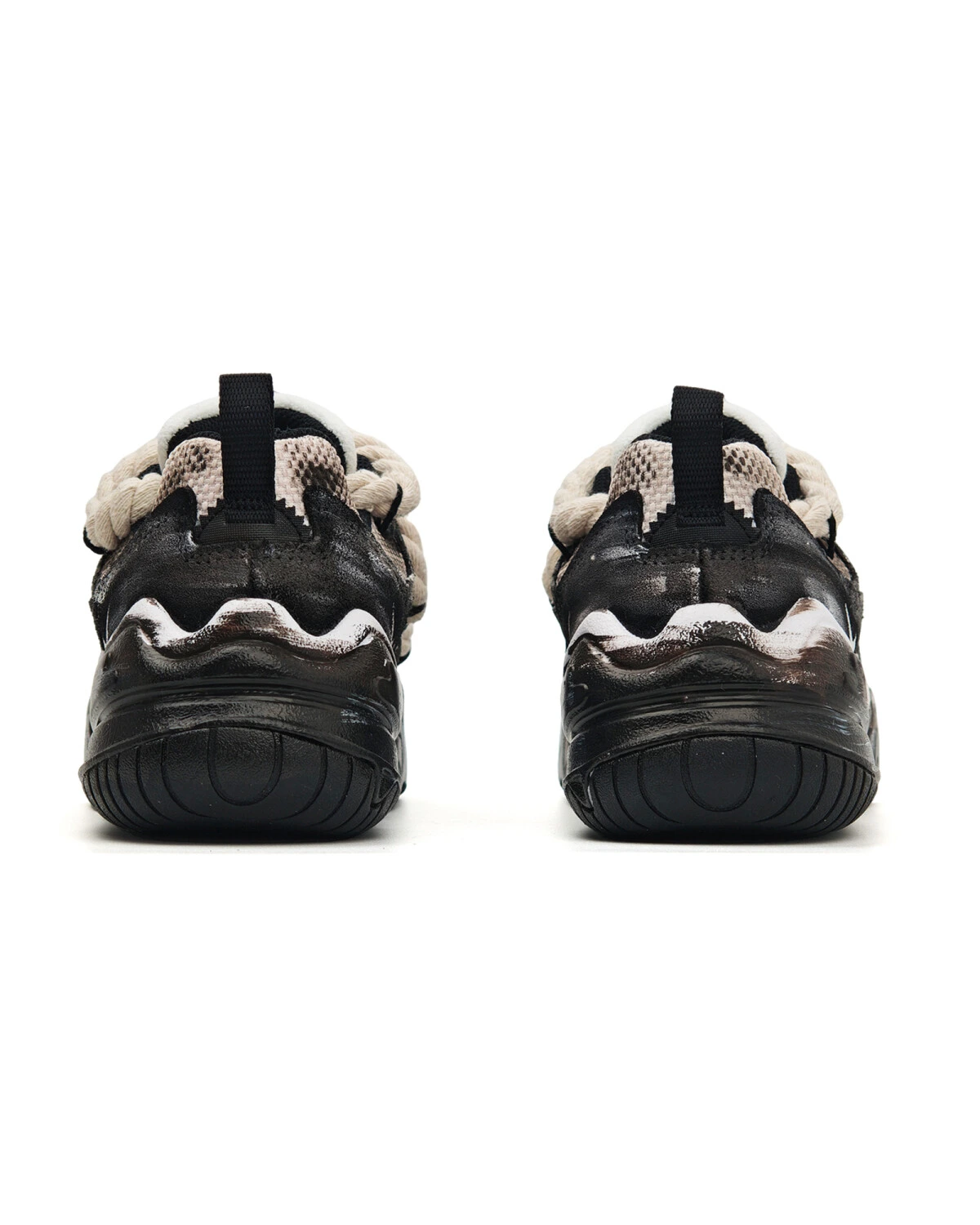 Nike Tech Hera унисекс кроссовки черно-коричневые из ткани и кожи картинка