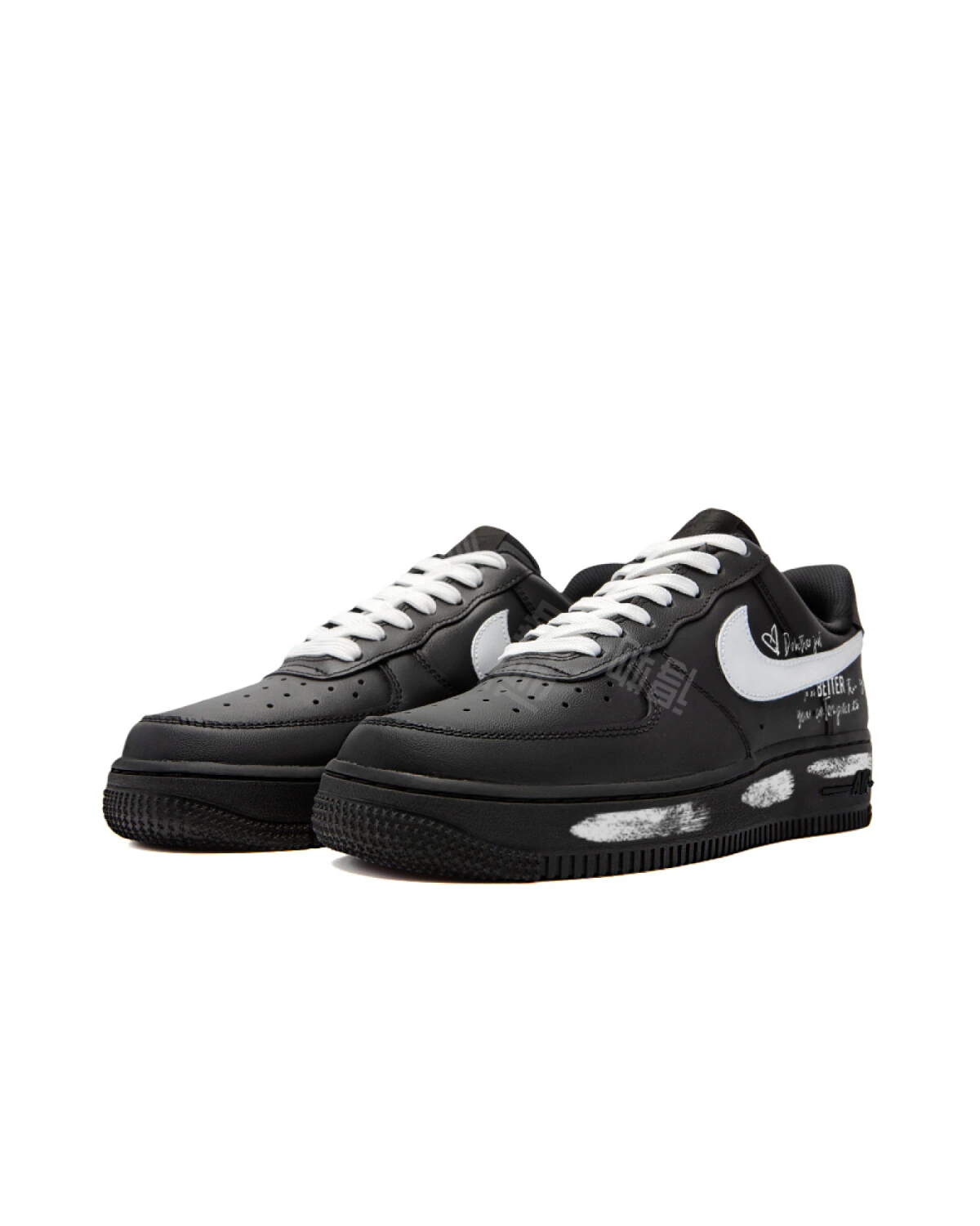 Nike Air Force 1 женские кроссовки нескользящие черно-белые картинка