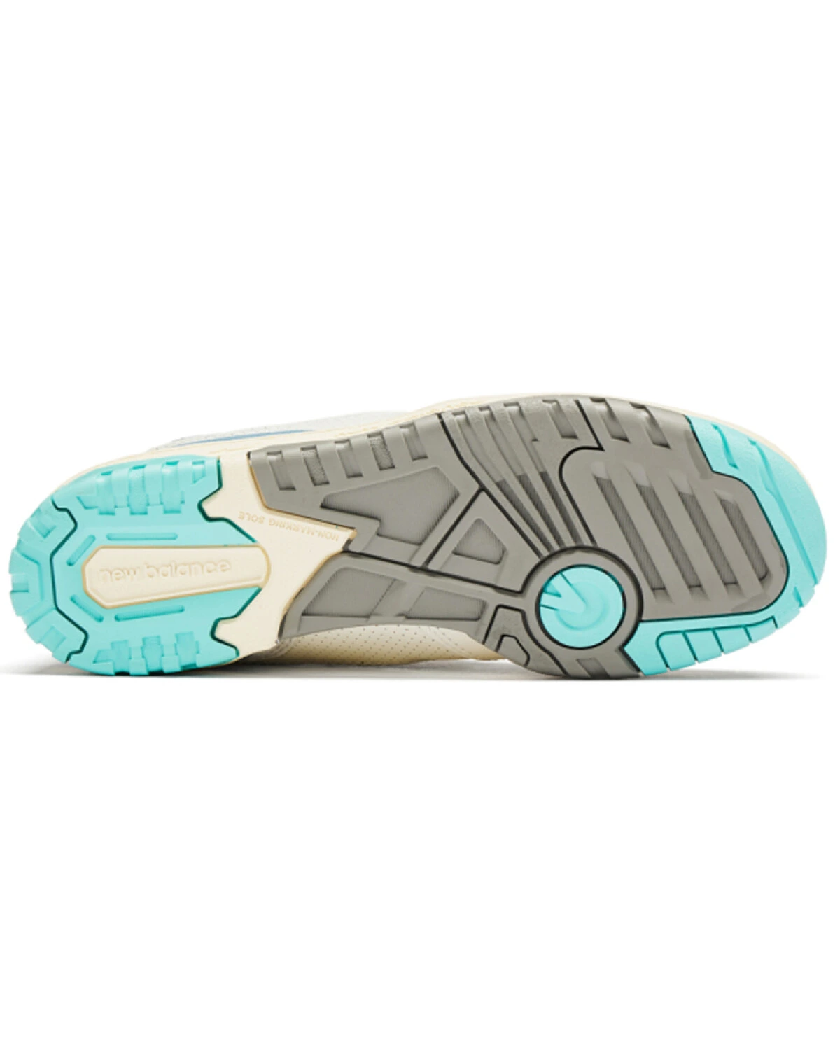 New Balance 550 unisex кроссовки белые с серо-голубыми вставками картинка