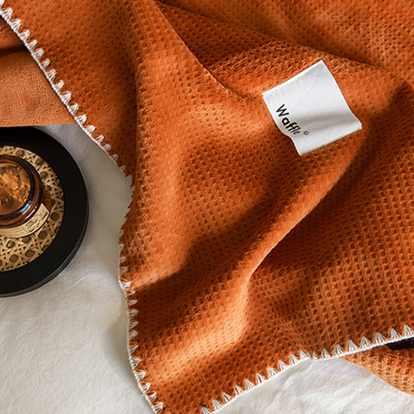 Легкое вафельное одеяло из вельвета (Карамельный) картинка