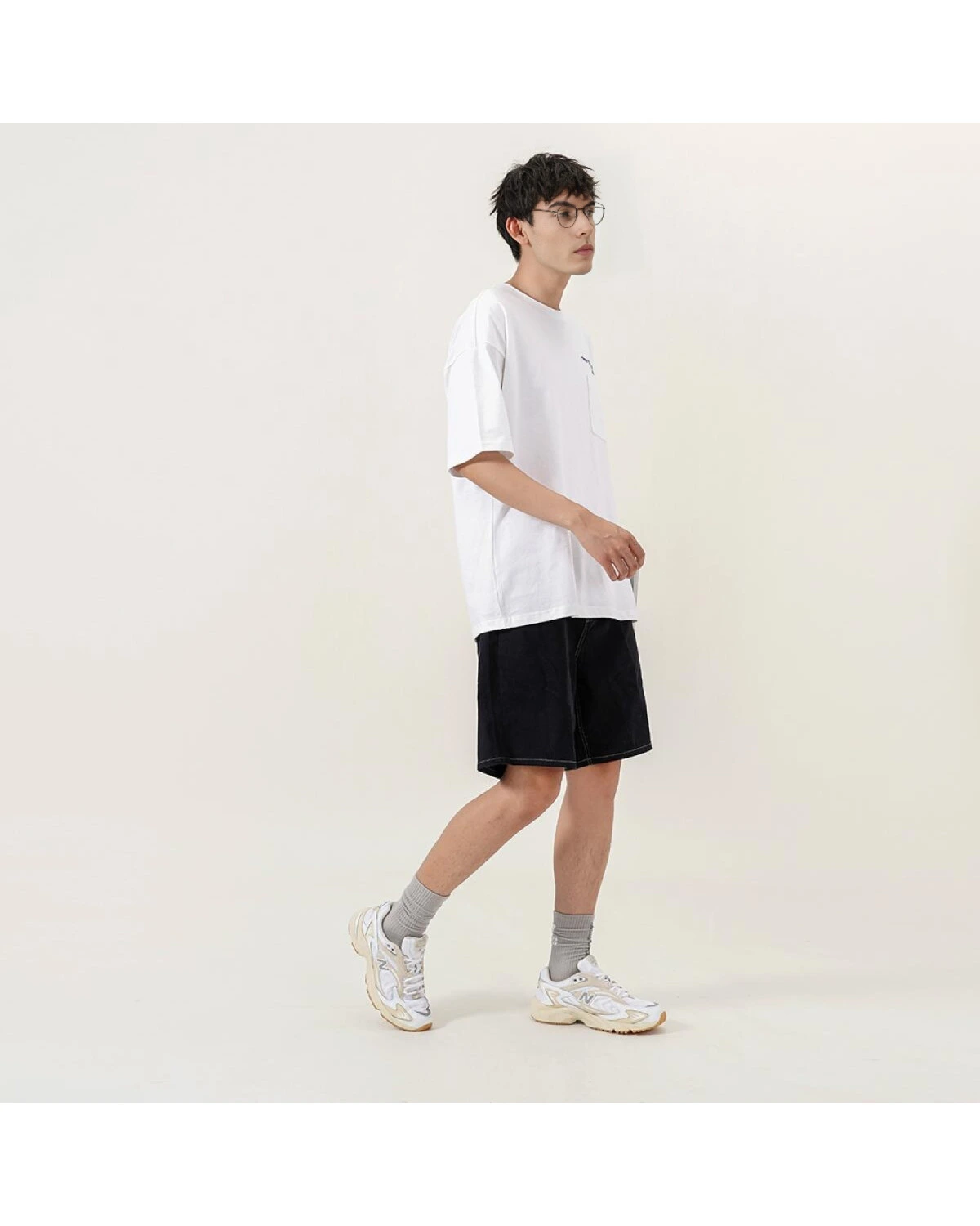 New Balance NB 725 V1 unisex кроссовки бежевые с белыми вставками картинка