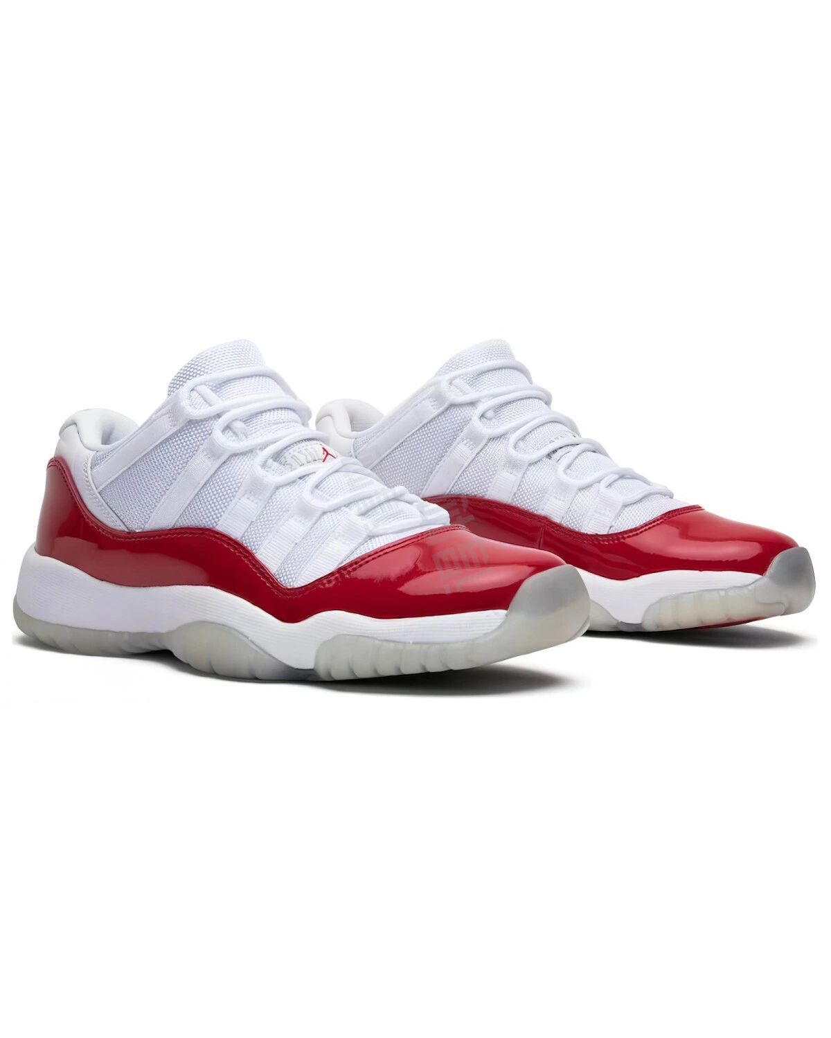 Jordan Air Jordan 11 Retro Low Cherry женские кроссовки бело-красные с амортизацией картинка