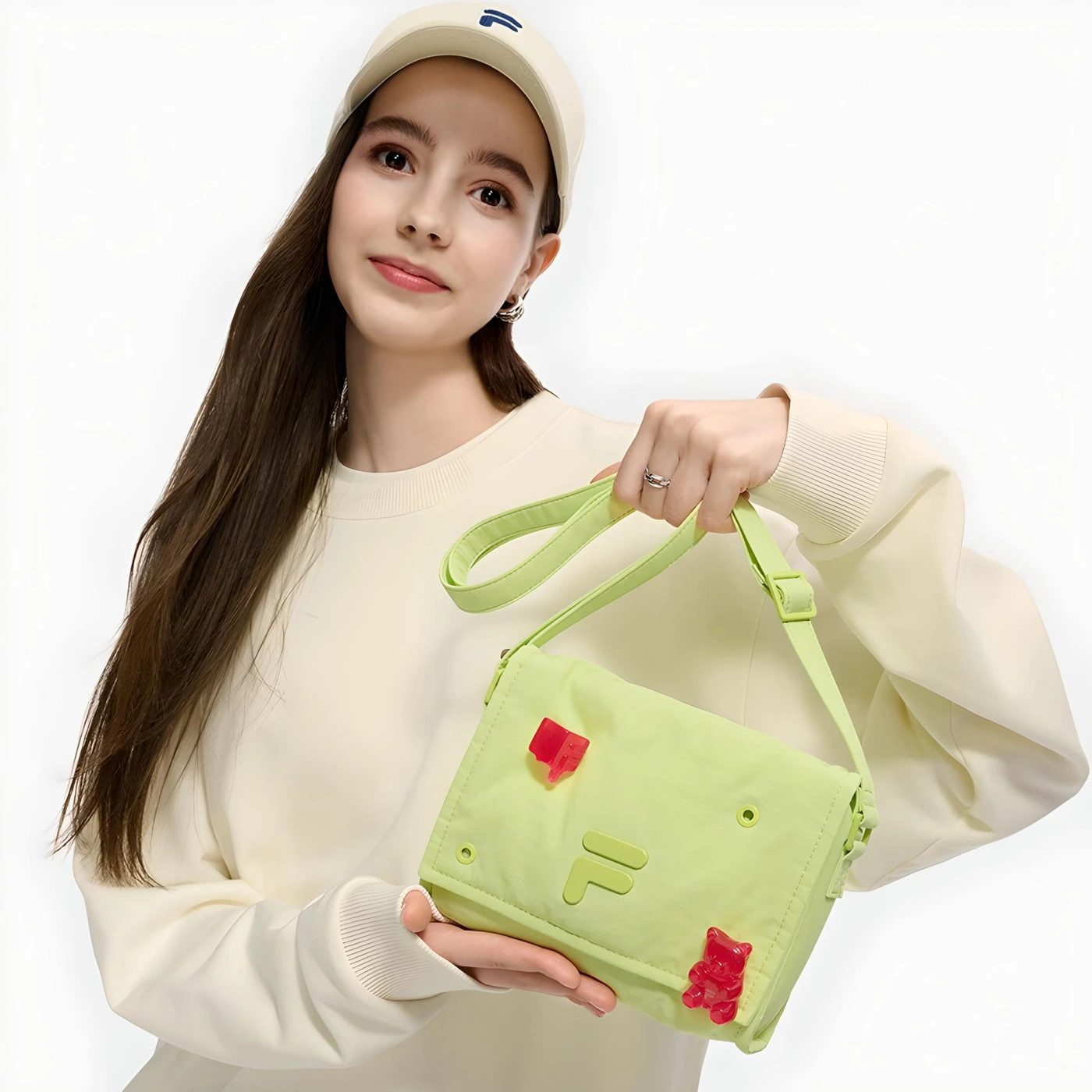 Брендовая стильная женская сумка картинка