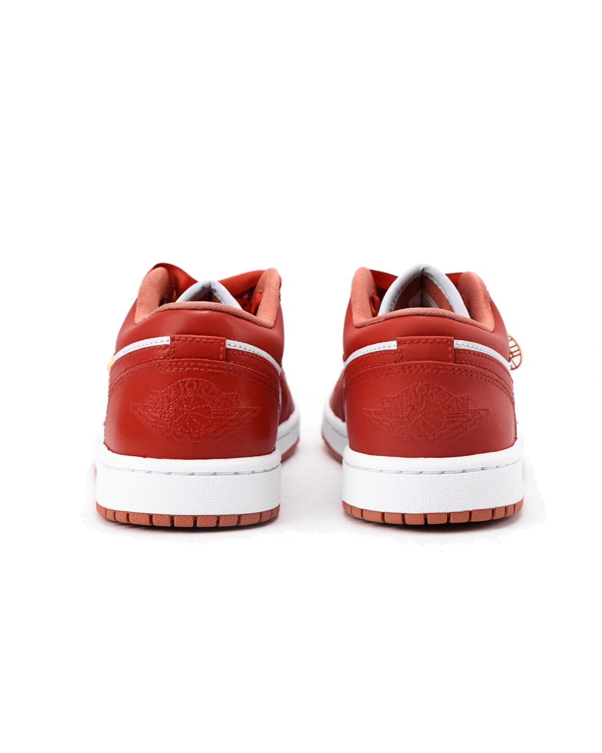 Jordan Air Jordan 1 женские свадебные кроссовки красно-белые с жемчугом картинка