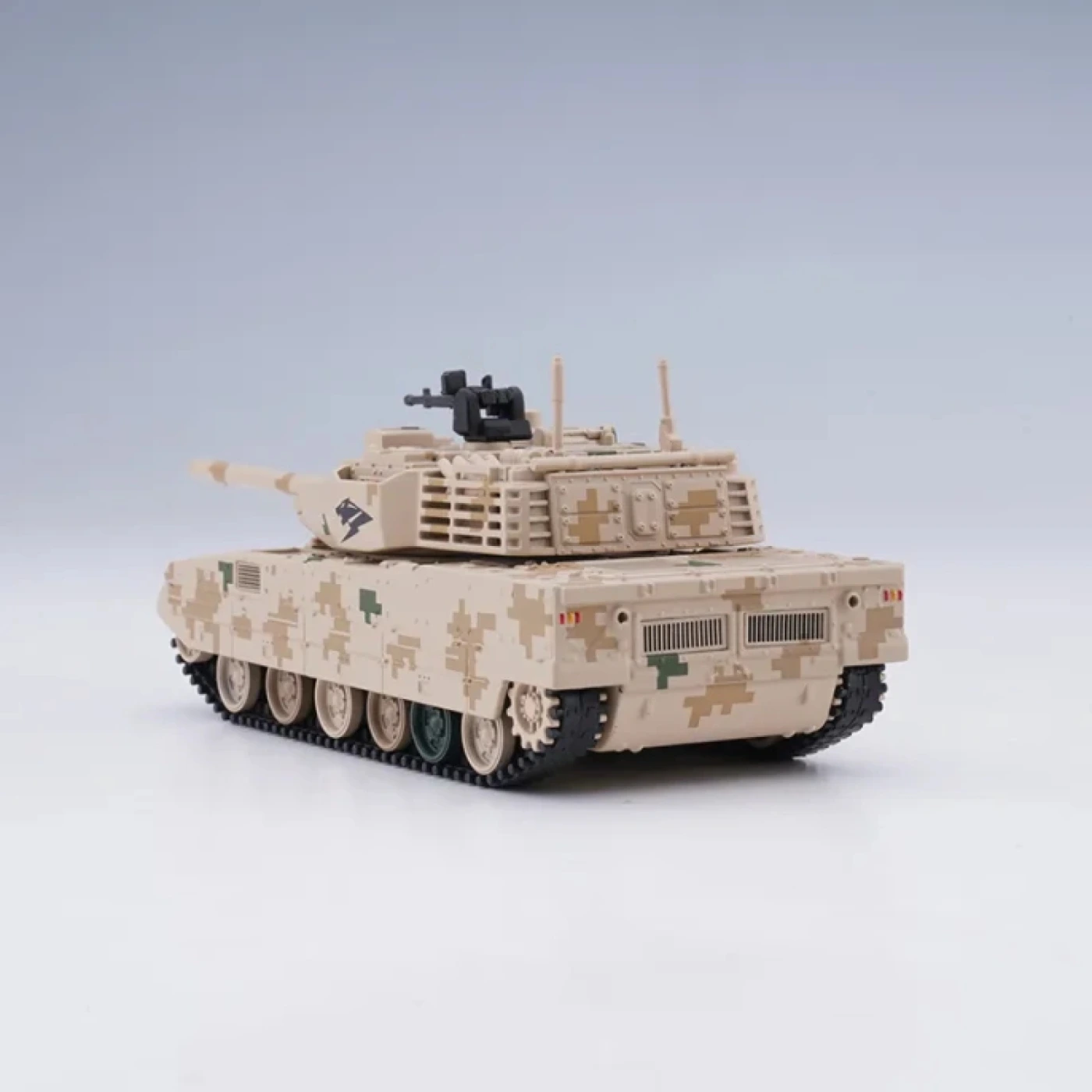 Детский военный танк ZTQ-15 картинка