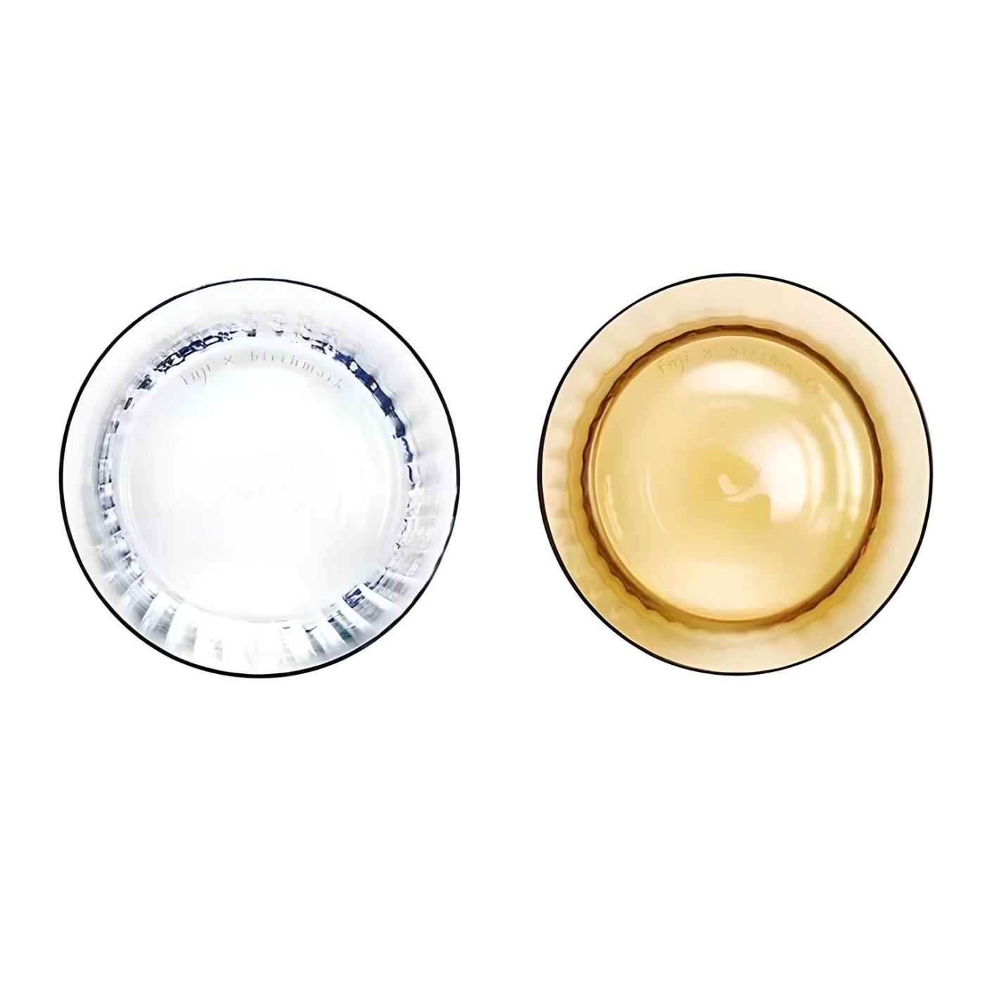 Стаканы разных цветов картинка