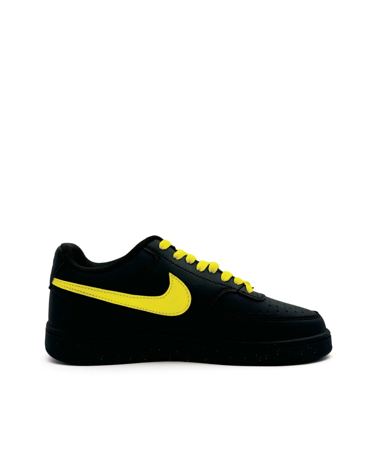 Nike Court Vision унисекс кроссовки черно-желтые повседневные картинка