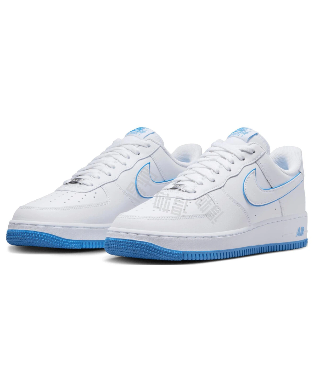 Nike Air Force 1 мужские кроссовки белые с синими деталями картинка