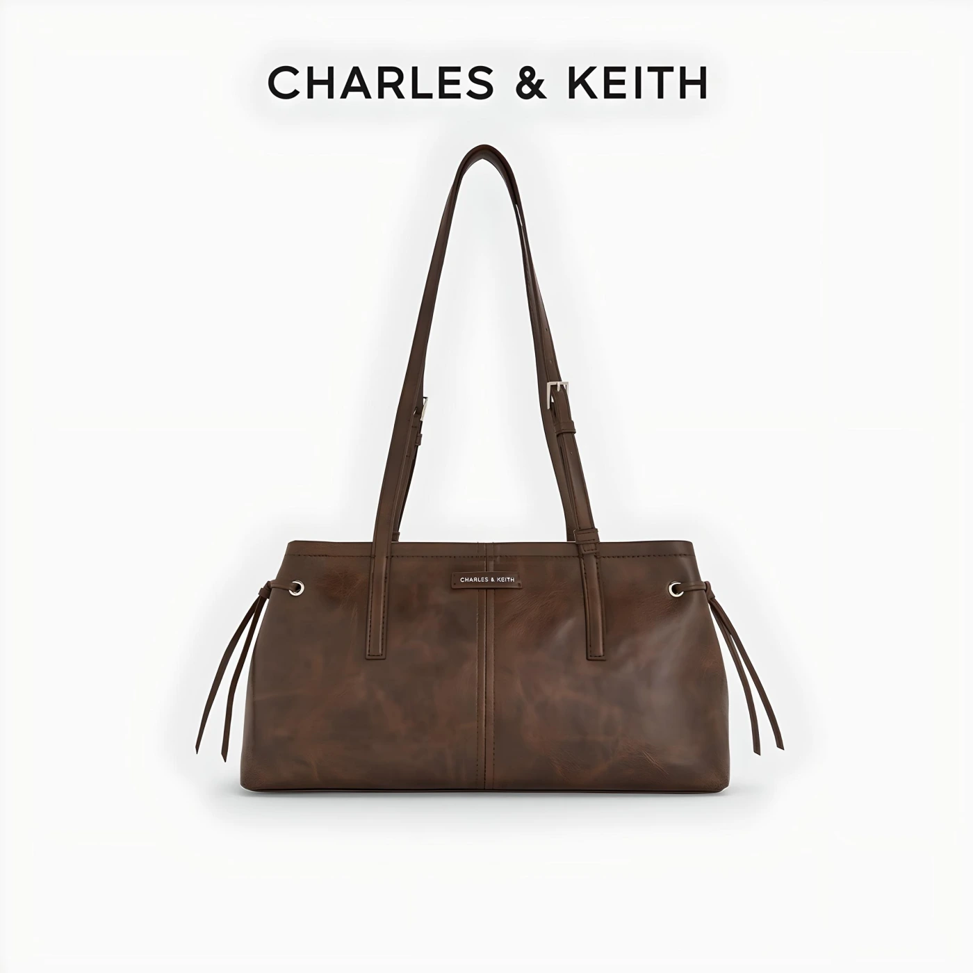 Стильная ретро сумка CHARLES&KEITH картинка