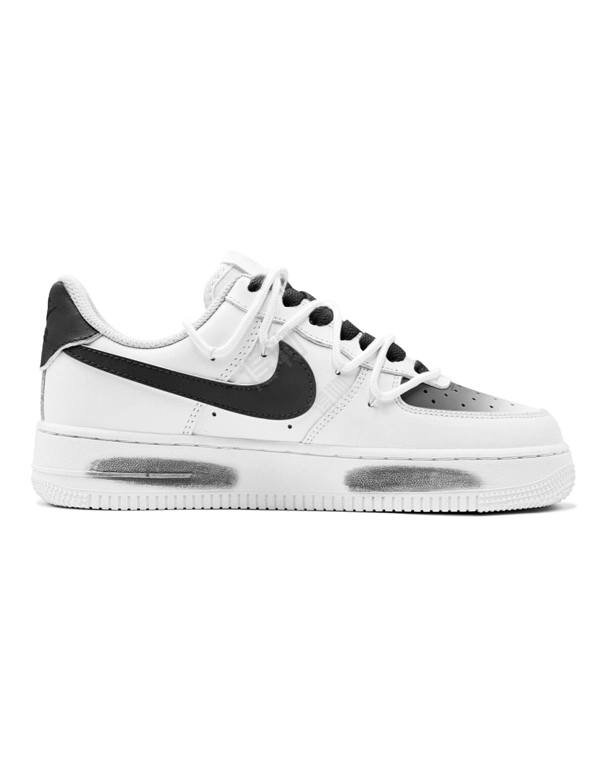 Nike Air Force 1 мужские кроссовки черно-белые классические картинка