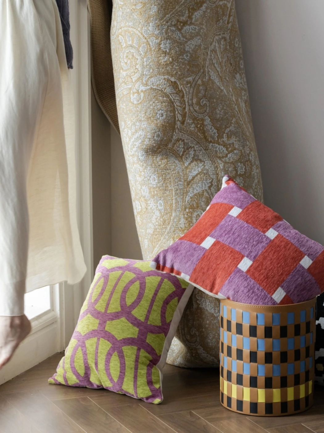 Бархатная подушка Ruonai Moroccan Series «Марракеш» для дивана картинка