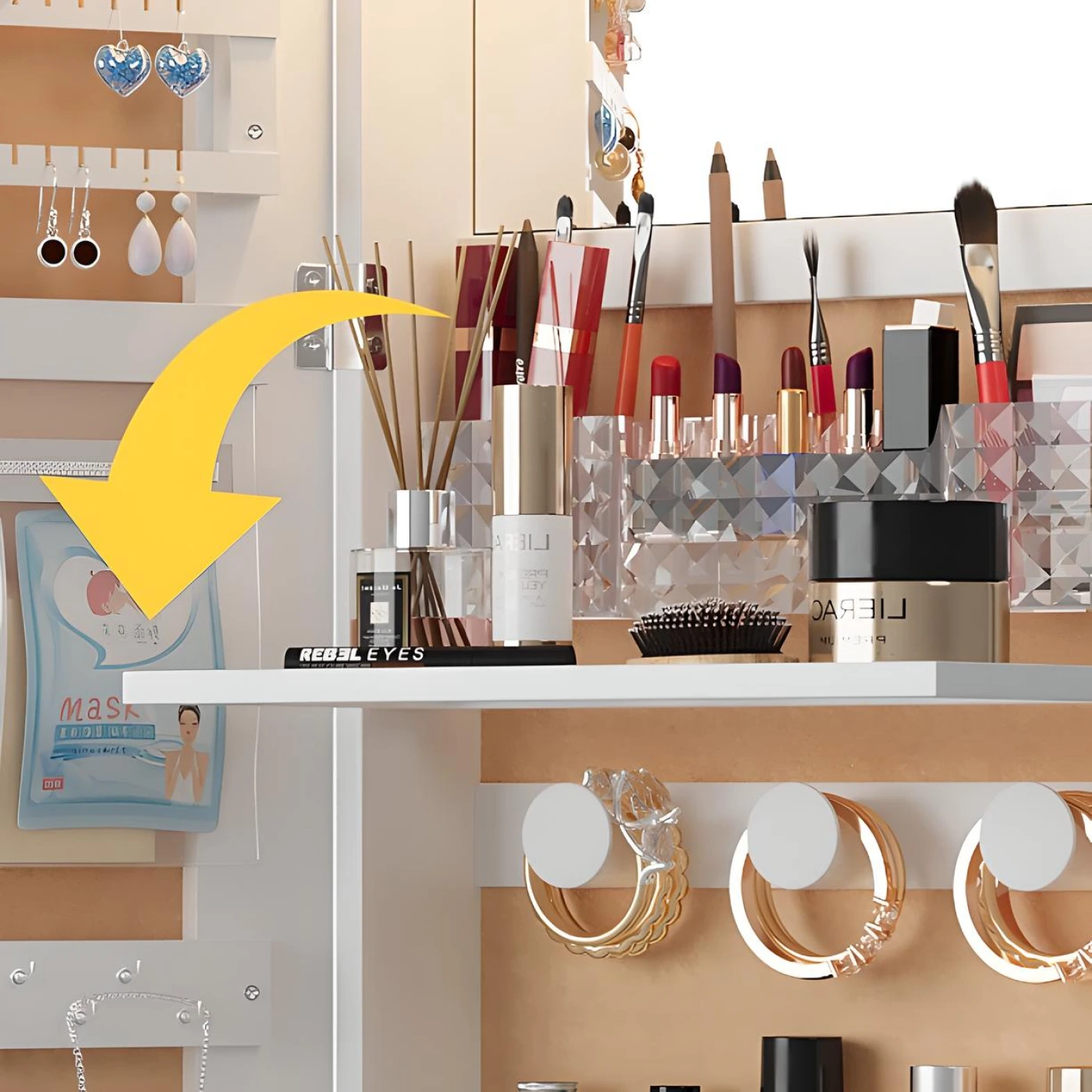 Шкаф-зеркало навесной с подсветкой картинка