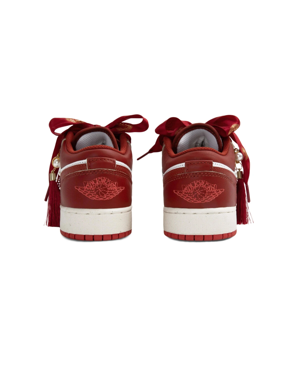 Jordan Air Jordan 1 GS женские кроссовки красные с кисточками и жемчугом картинка