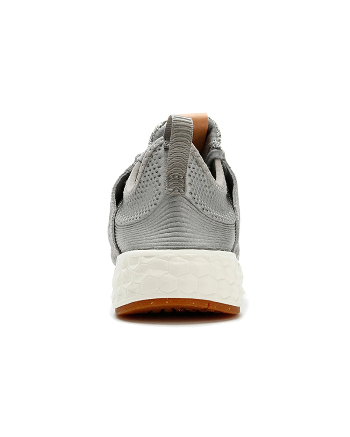 New Balance Fresh Foam Cruz женские кроссовки для бега серо-белые с амортизацией картинка